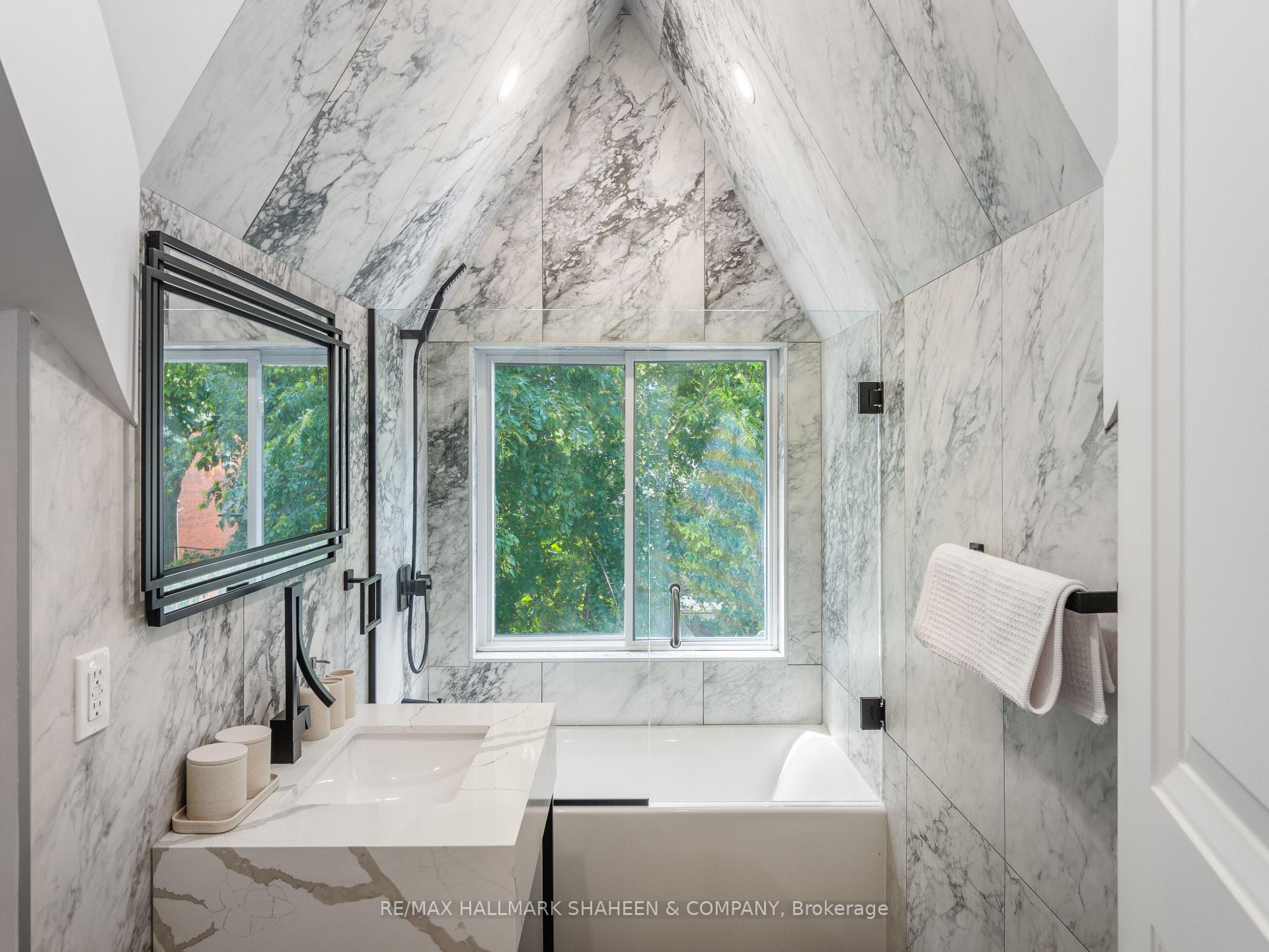 Photo 36 of 357 Euclid Avenue, Toronto, Trinity-Bellwoods — HOMEH