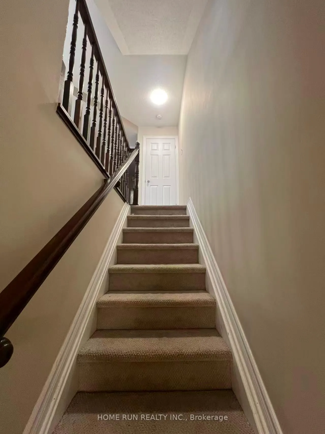 Photo 3 of Unit B, 578 Chapman Mills Drive, Ottawa, Barrhaven - Strandherd — HOMEH