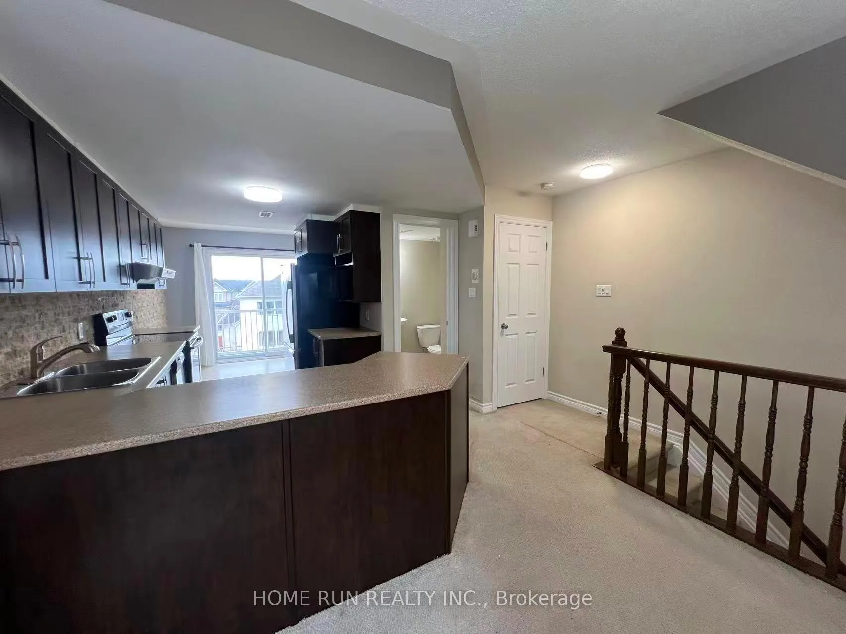 Photo 7 of Unit B, 578 Chapman Mills Drive, Ottawa, Barrhaven - Strandherd — HOMEH