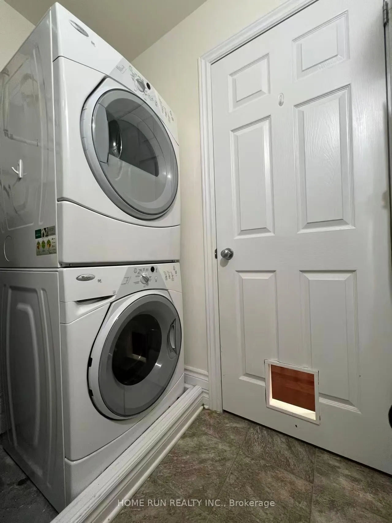 Photo 14 of Unit B, 578 Chapman Mills Drive, Ottawa, Barrhaven - Strandherd — HOMEH