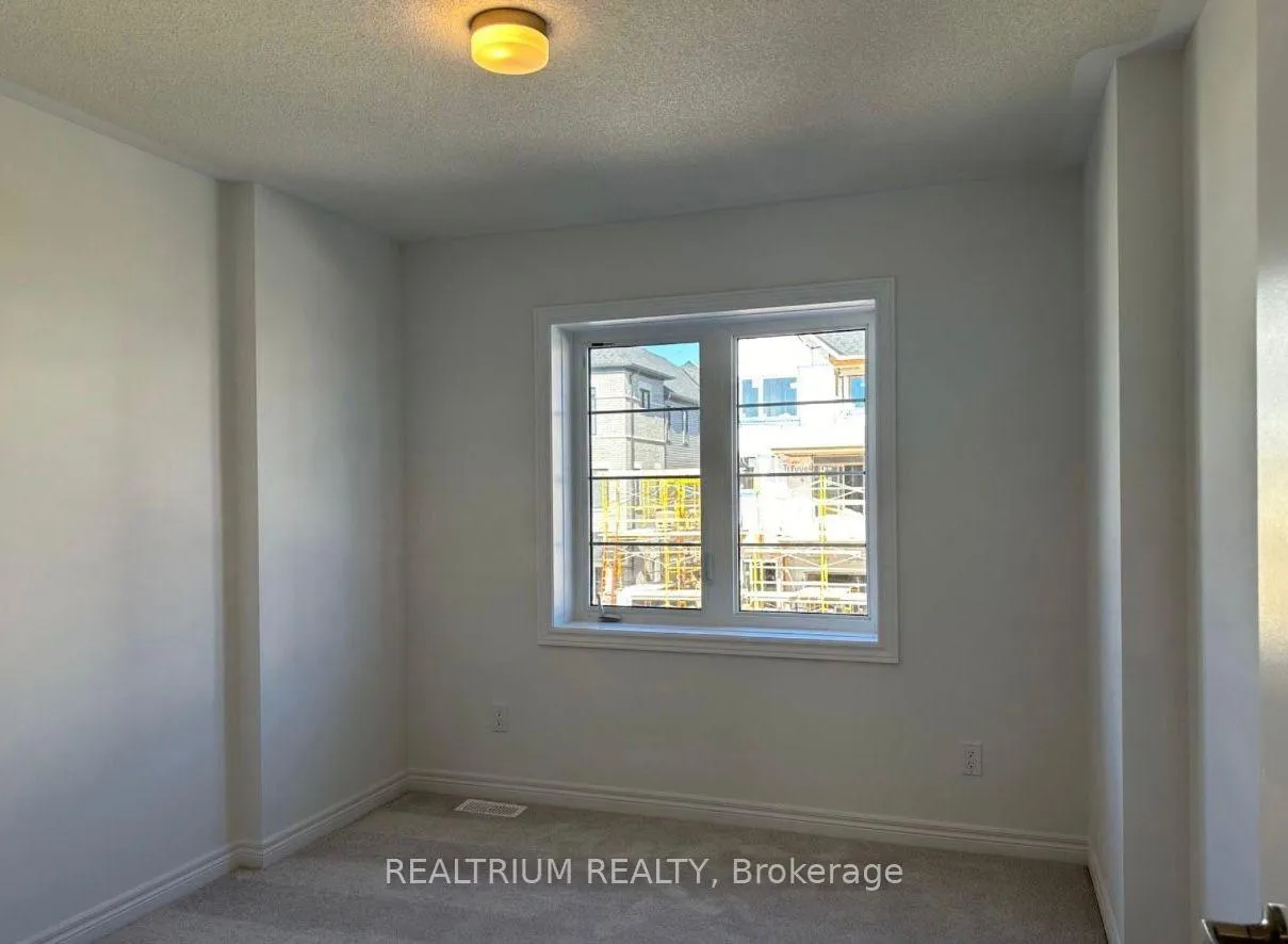 Photo 6 of 2034 Cameron Lott Crescent, Oshawa, Kedron — HOMEH