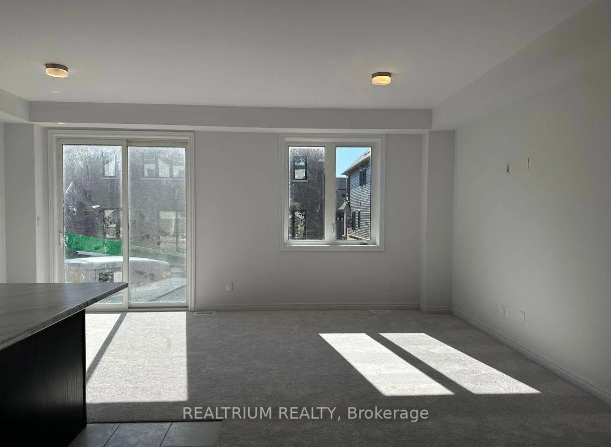Photo 8 of 2034 Cameron Lott Crescent, Oshawa, Kedron — HOMEH