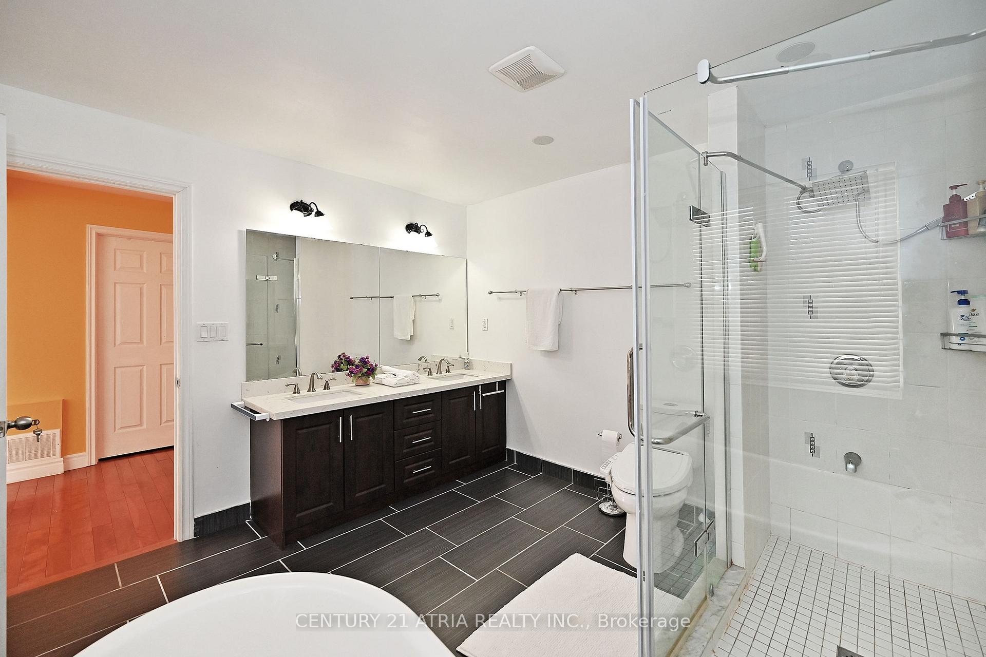 Photo 25 of 25 Crosland Drive E, Scarborough, Wexford-Maryvale — HOMEH