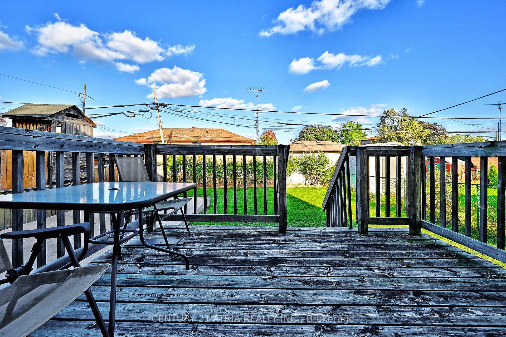 Photo 38 of 25 Crosland Drive E, Scarborough, Wexford-Maryvale — HOMEH