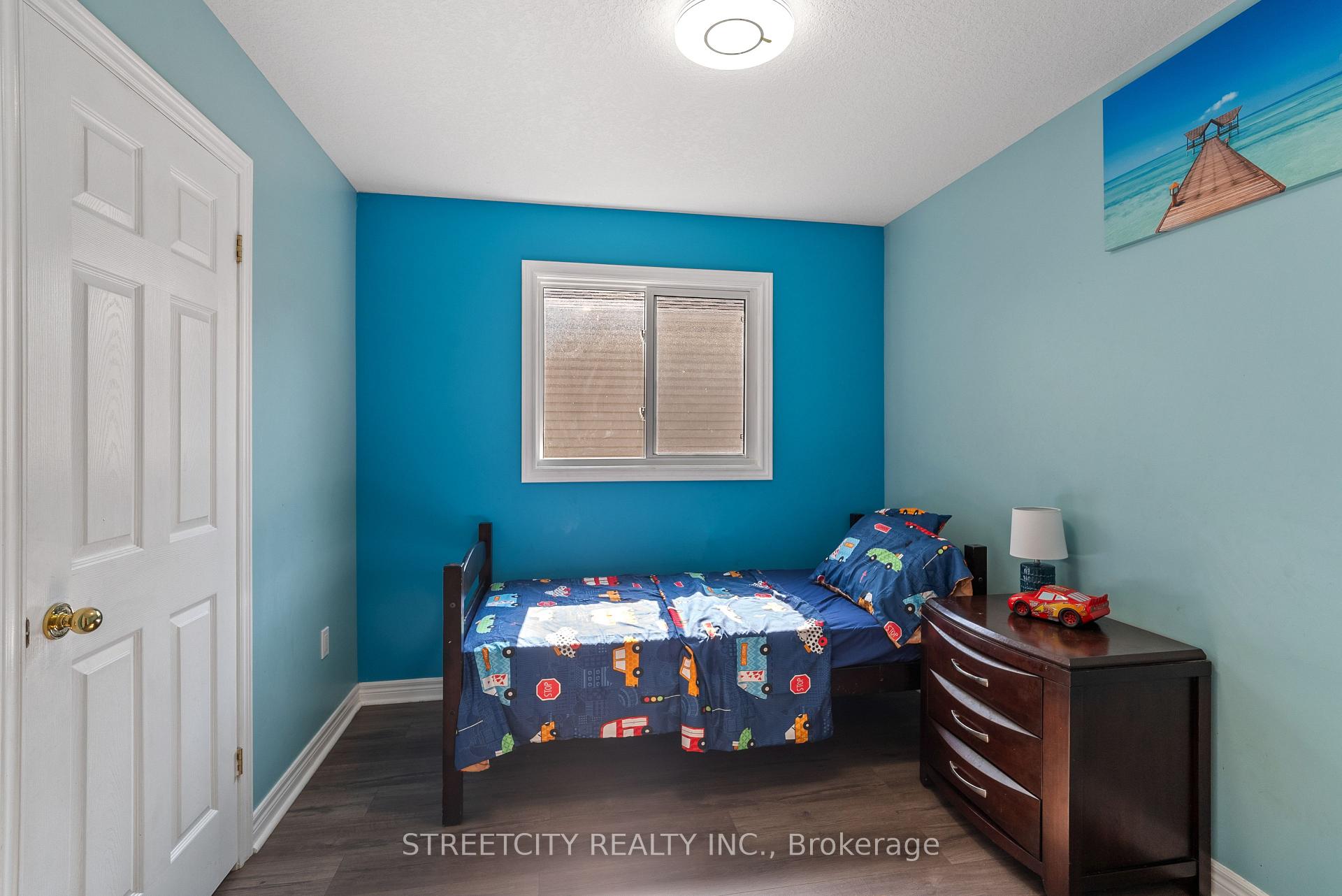Photo 24 of 131 Bridle Path, Strathroy-Caradoc, SW — HOMEH
