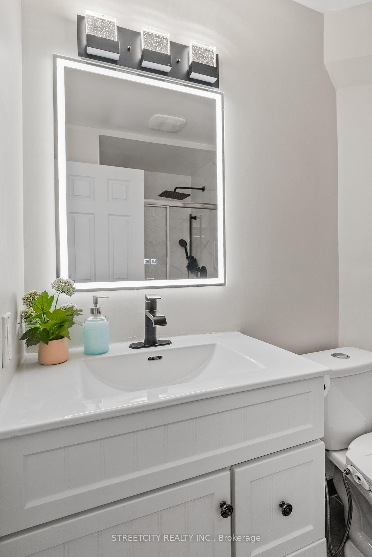 Photo 26 of 131 Bridle Path, Strathroy-Caradoc, SW — HOMEH
