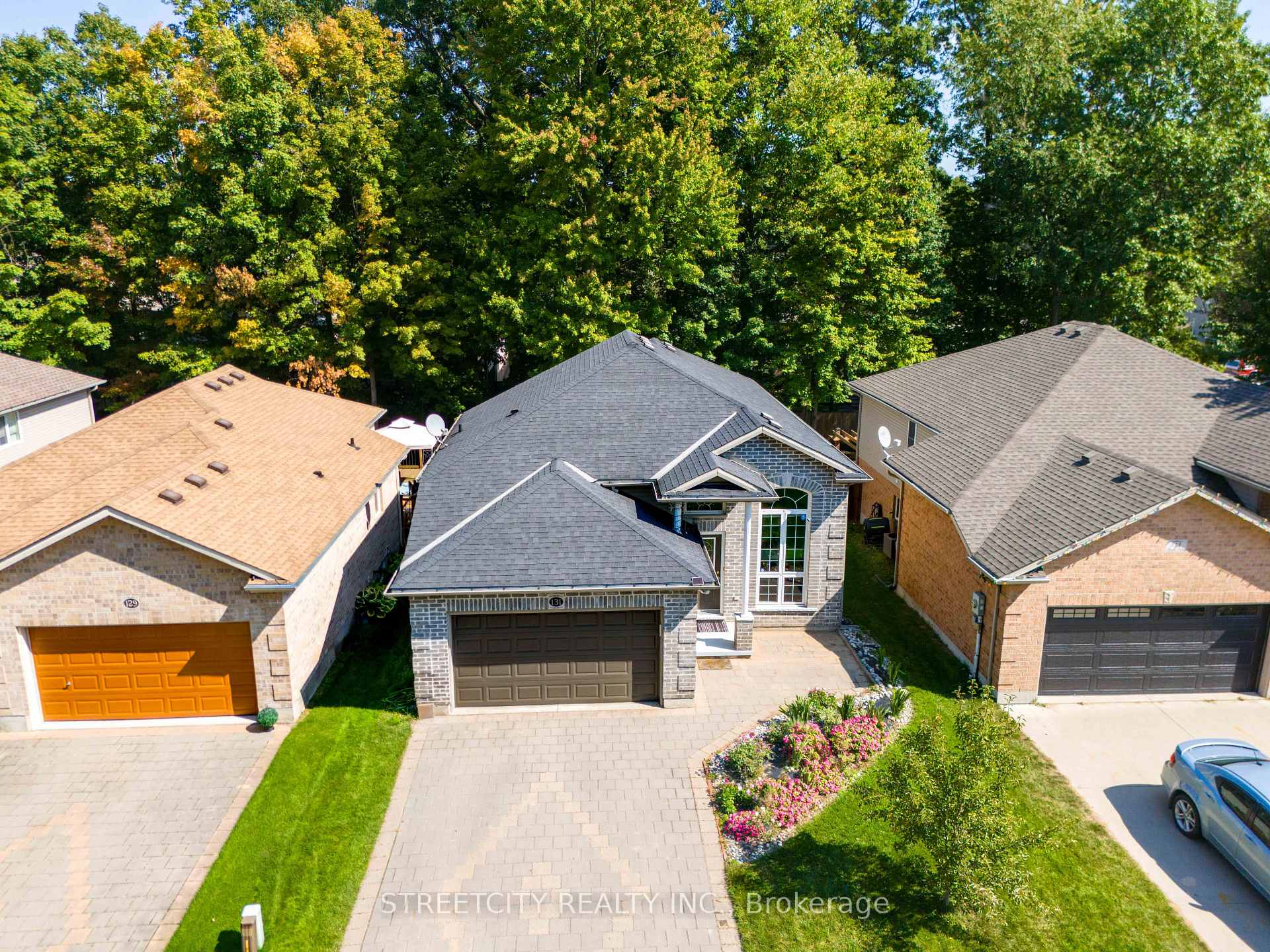 Photo 43 of 131 Bridle Path, Strathroy-Caradoc, SW — HOMEH