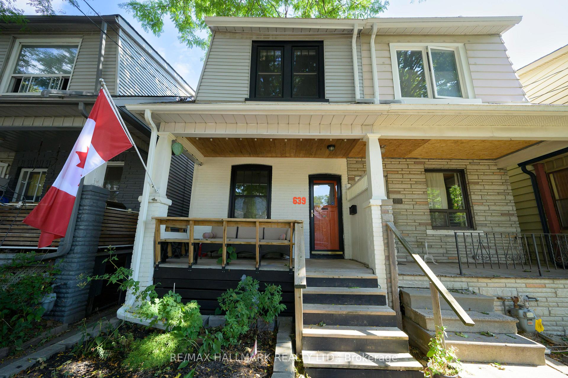 Front of 639 Rhodes Avenue