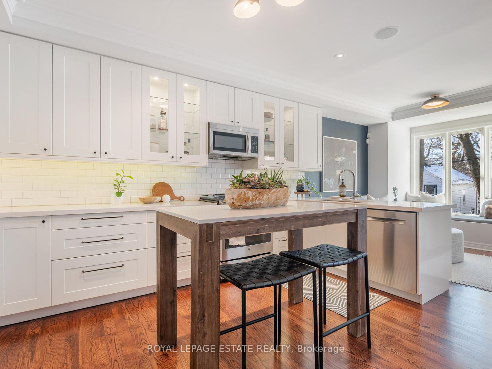 Photo 11 of 136 Silver Birch Avenue, Toronto, The Beaches — HOMEH