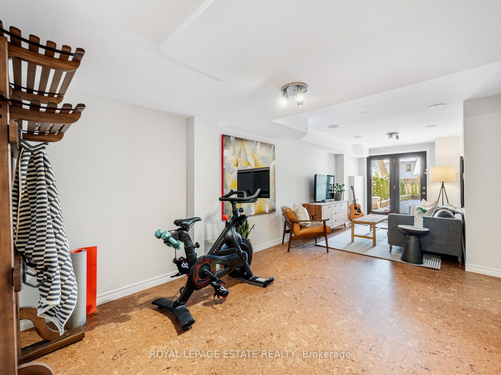 Photo 34 of 136 Silver Birch Avenue, Toronto, The Beaches — HOMEH