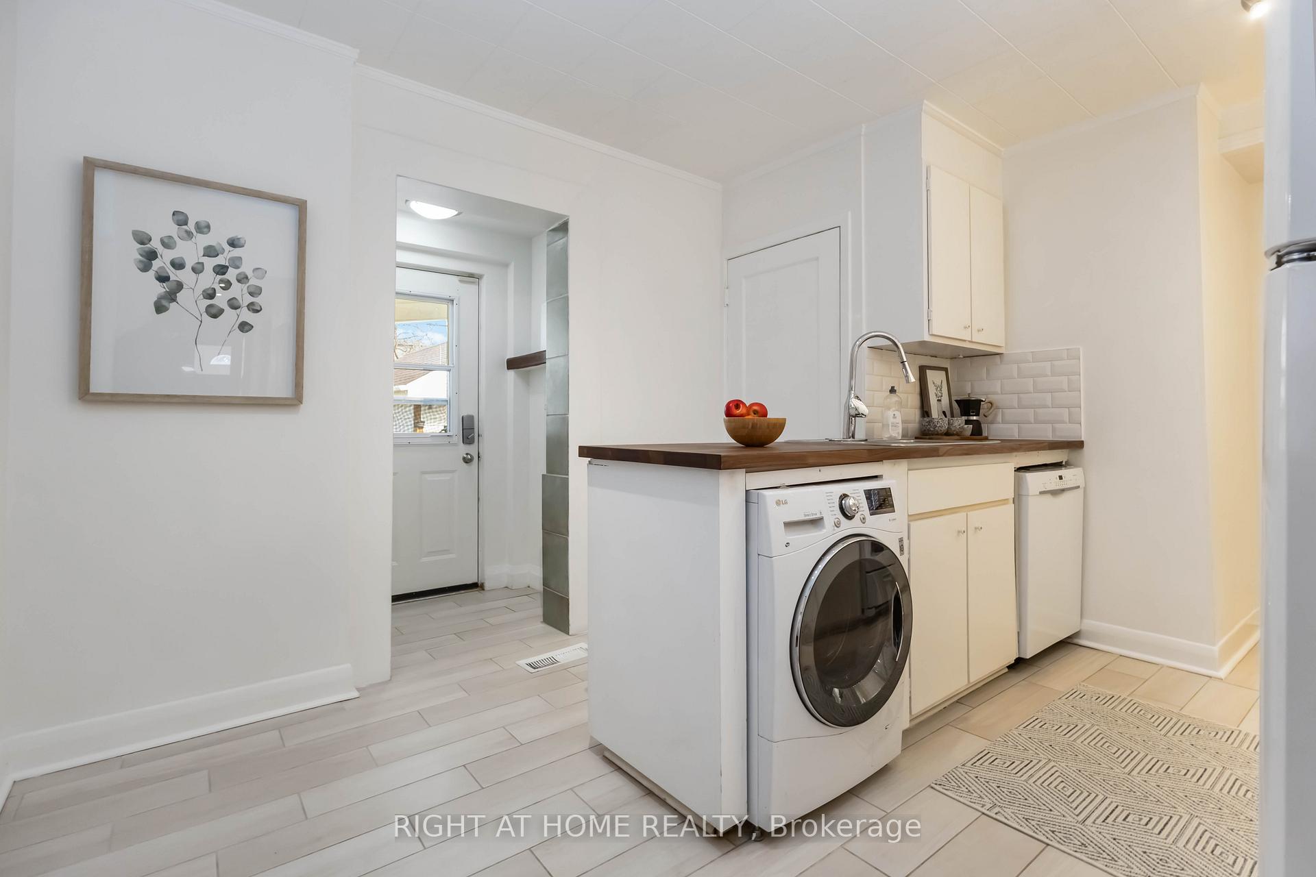Photo 21 of 306 Strathmore Boulevard, Toronto, Danforth — HOMEH