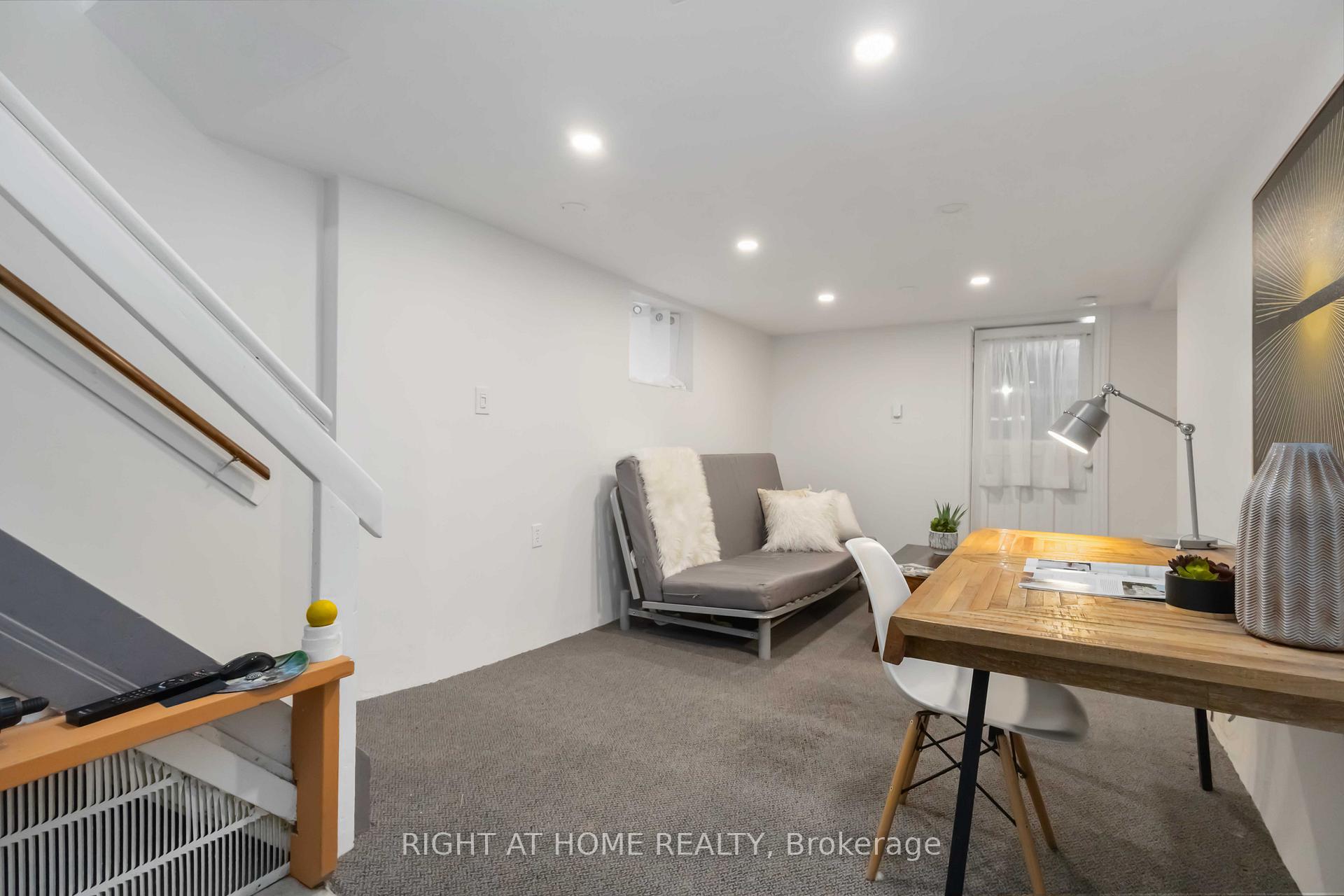 Photo 23 of 306 Strathmore Boulevard, Toronto, Danforth — HOMEH