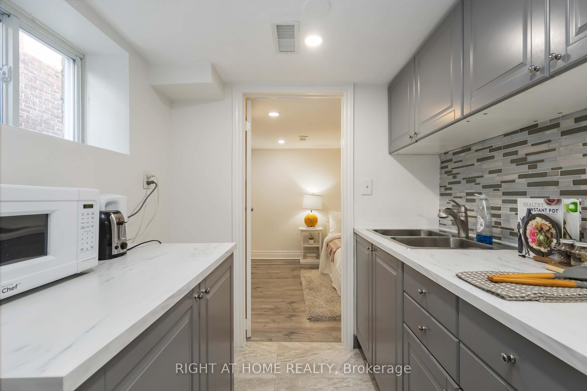 Photo 28 of 306 Strathmore Boulevard, Toronto, Danforth — HOMEH
