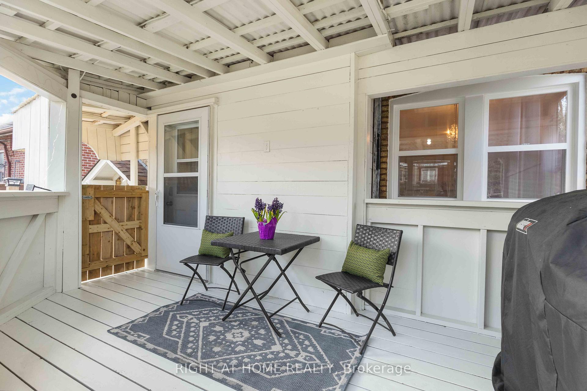 Photo 37 of 306 Strathmore Boulevard, Toronto, Danforth — HOMEH