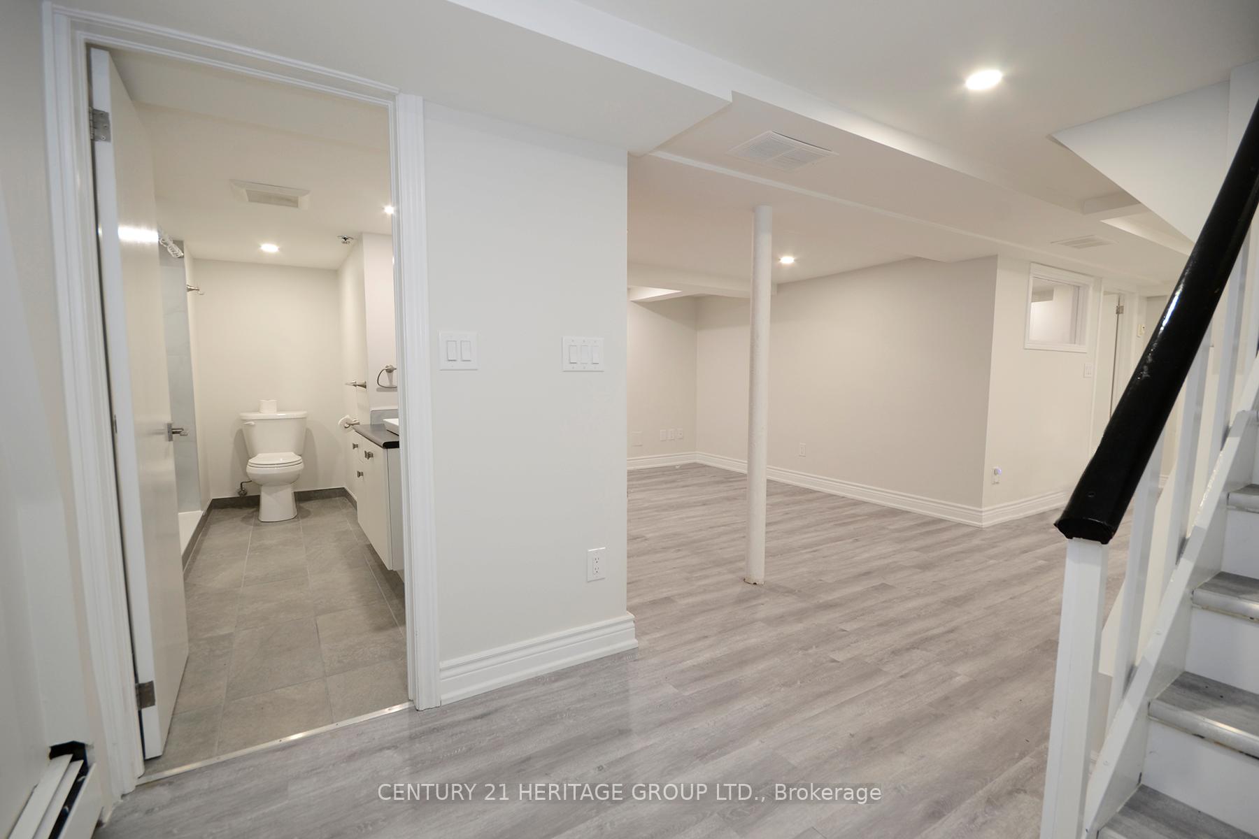 Photo 7 of Unit Lower, 287 Cedarvale Avenue, Toronto, Woodbine-Lumsden — HOMEH