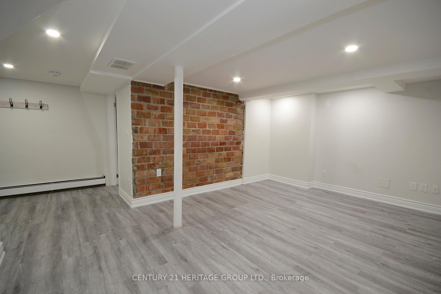 Photo 9 of Unit Lower, 287 Cedarvale Avenue, Toronto, Woodbine-Lumsden — HOMEH