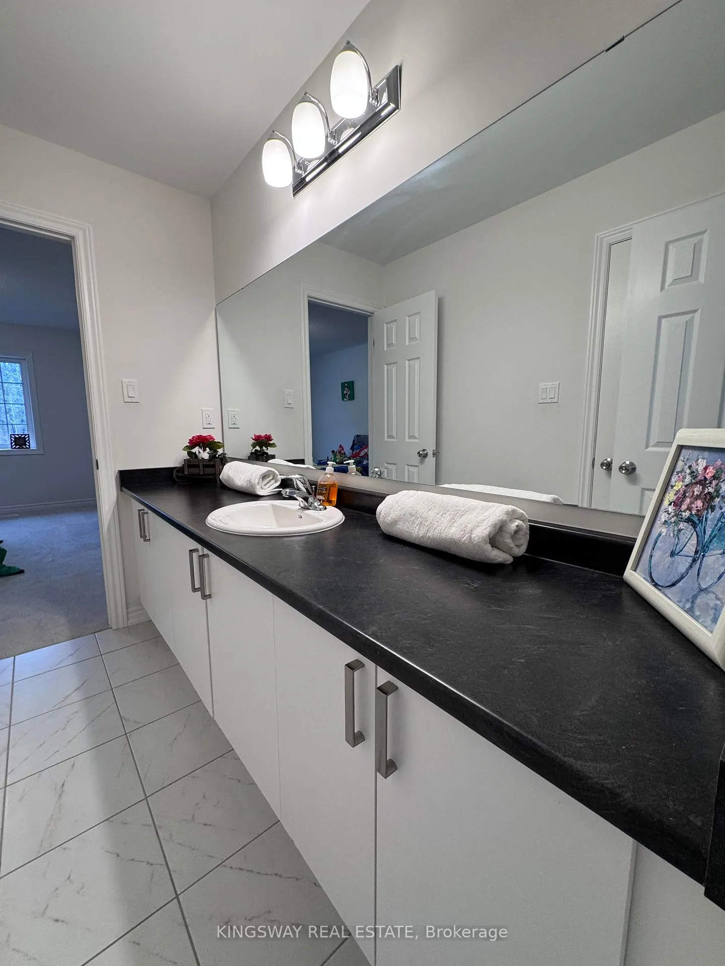 Photo 22 of 30 Moreau Way, Springwater, Minesing — HOMEH