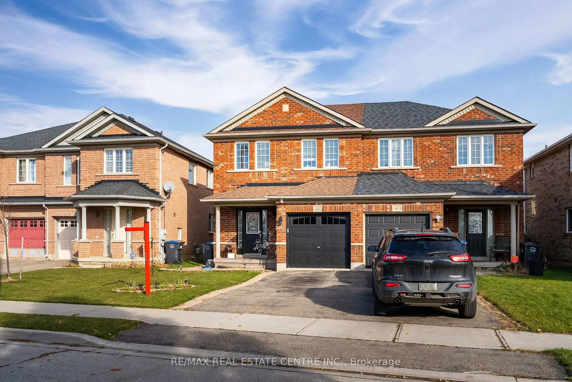 Photo 1 of 43 Lockheed Crescent, Brampton, Fletcher's Meadow — HOMEH