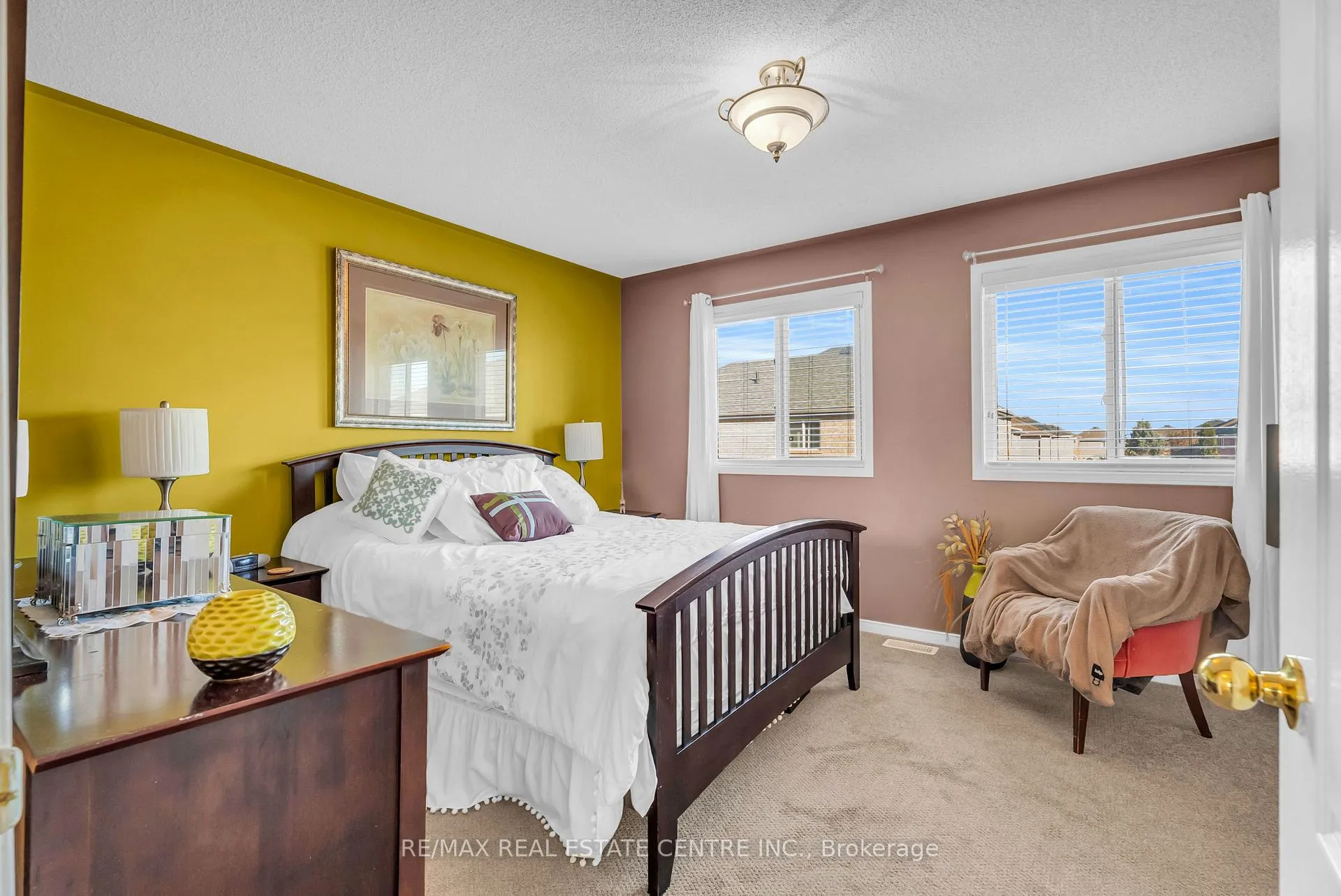 Photo 36 of 43 Lockheed Crescent, Brampton, Fletcher's Meadow — HOMEH
