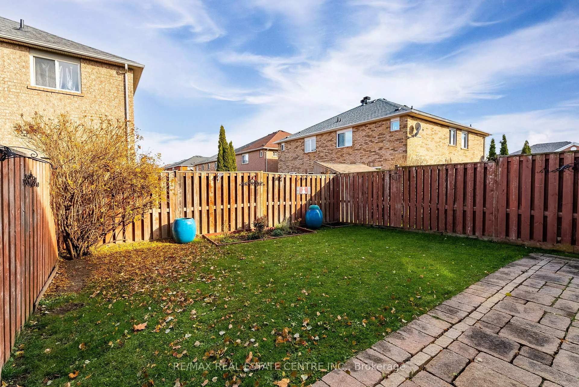 Photo 44 of 43 Lockheed Crescent, Brampton, Fletcher's Meadow — HOMEH