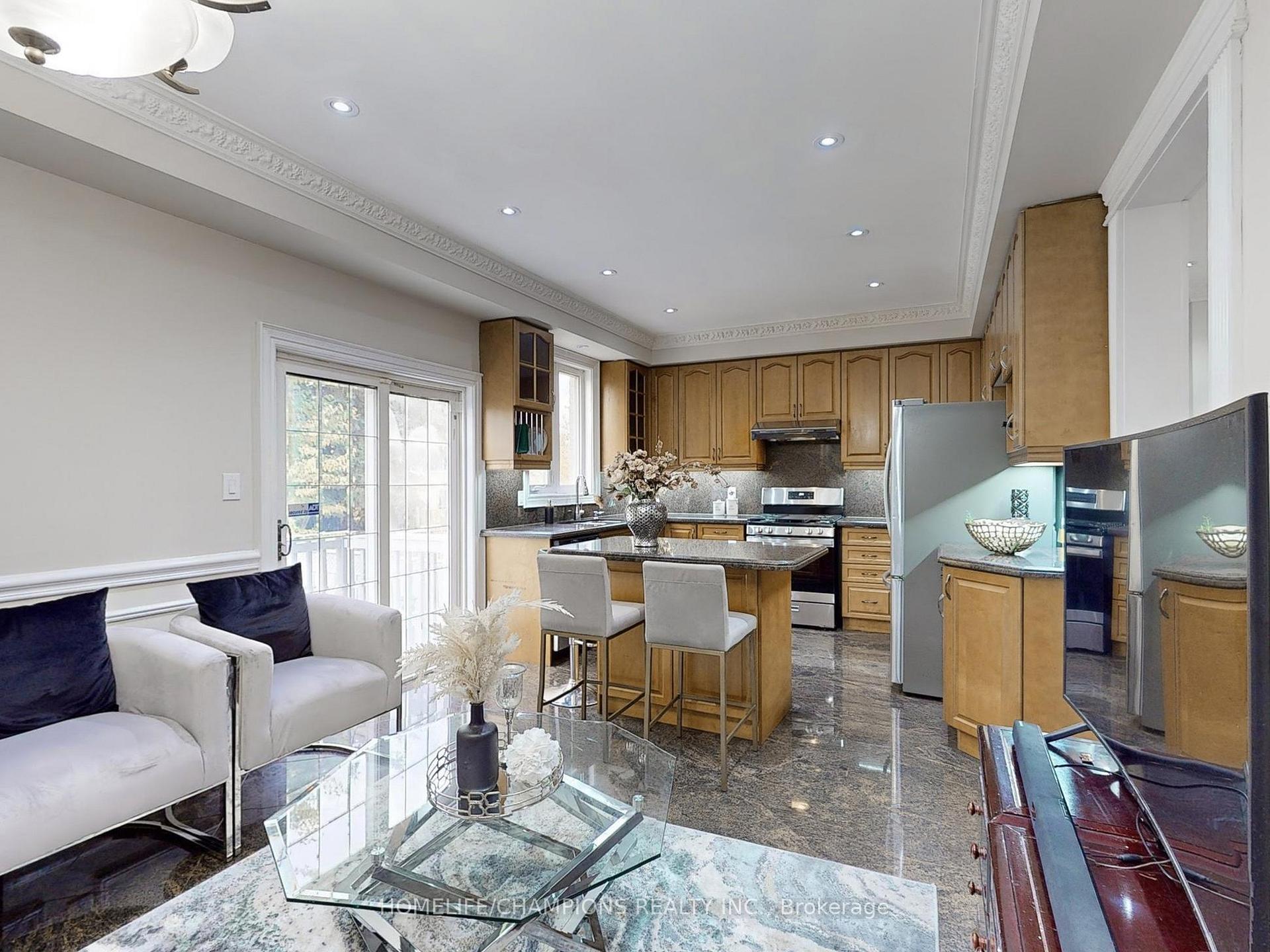 Photo 9 of 896 Kennedy Road, Scarborough, Ionview — HOMEH