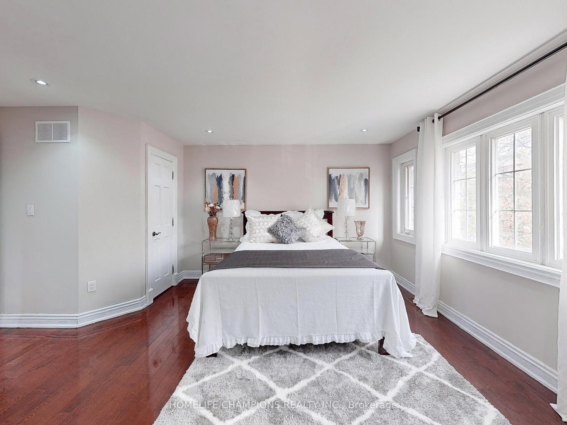 Photo 21 of 896 Kennedy Road, Scarborough, Ionview — HOMEH