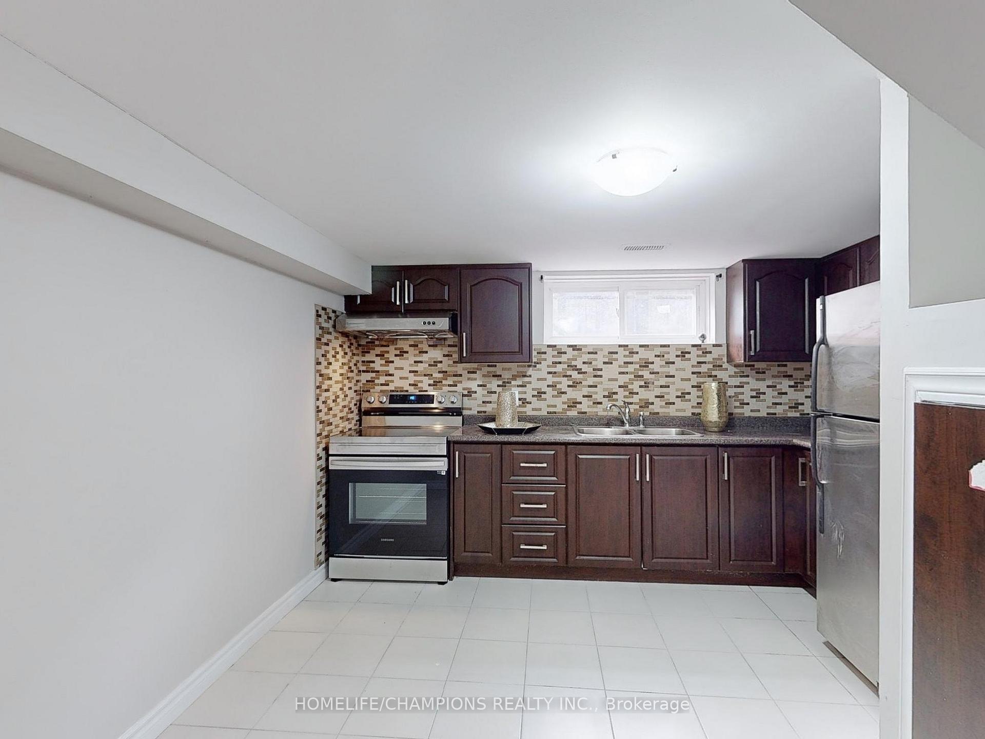 Photo 33 of 896 Kennedy Road, Scarborough, Ionview — HOMEH