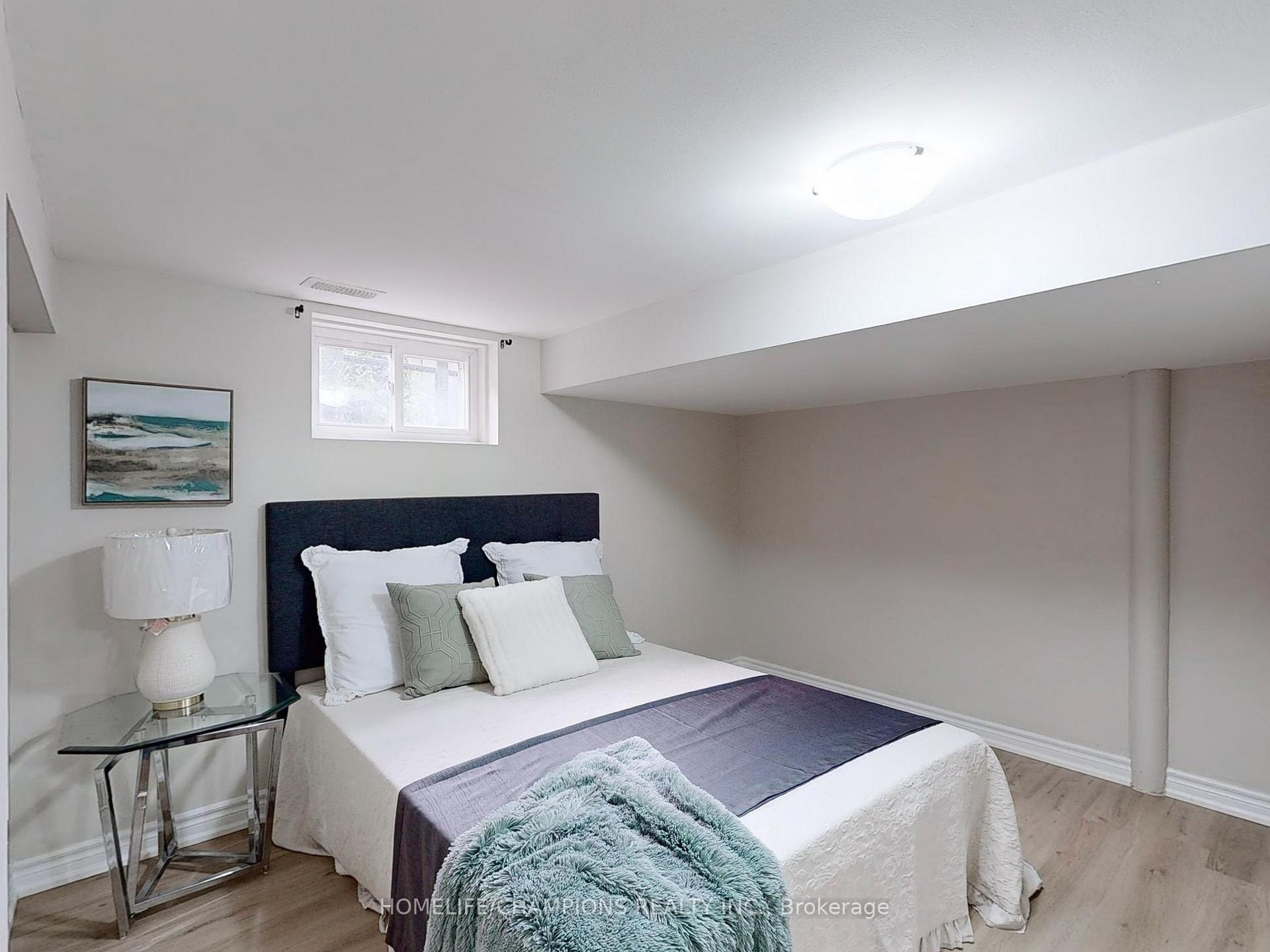 Photo 35 of 896 Kennedy Road, Scarborough, Ionview — HOMEH