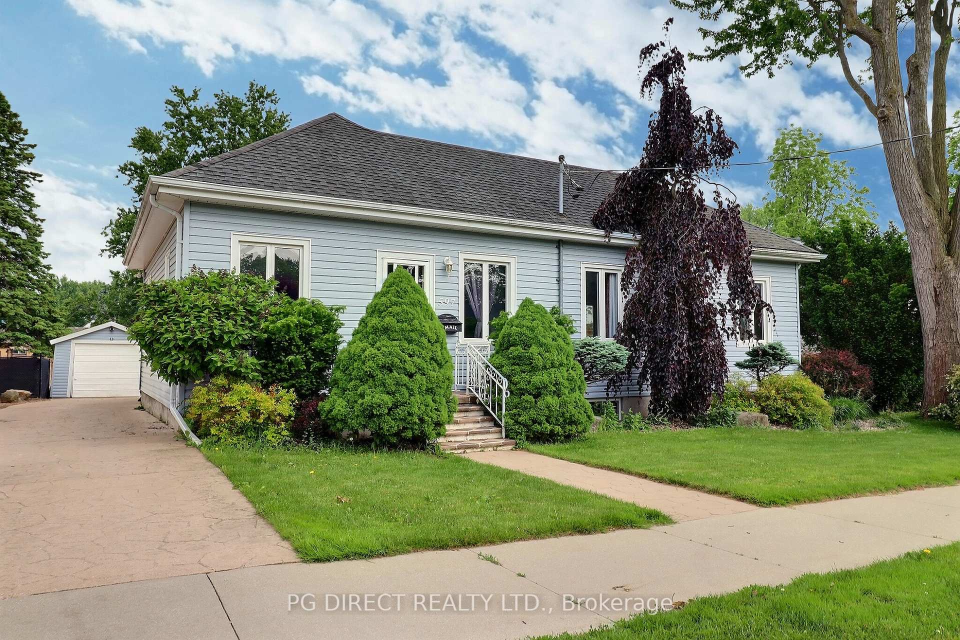 Photo 1 of 597 Brook Street, Strathroy-Caradoc, Melbourne — HOMEH