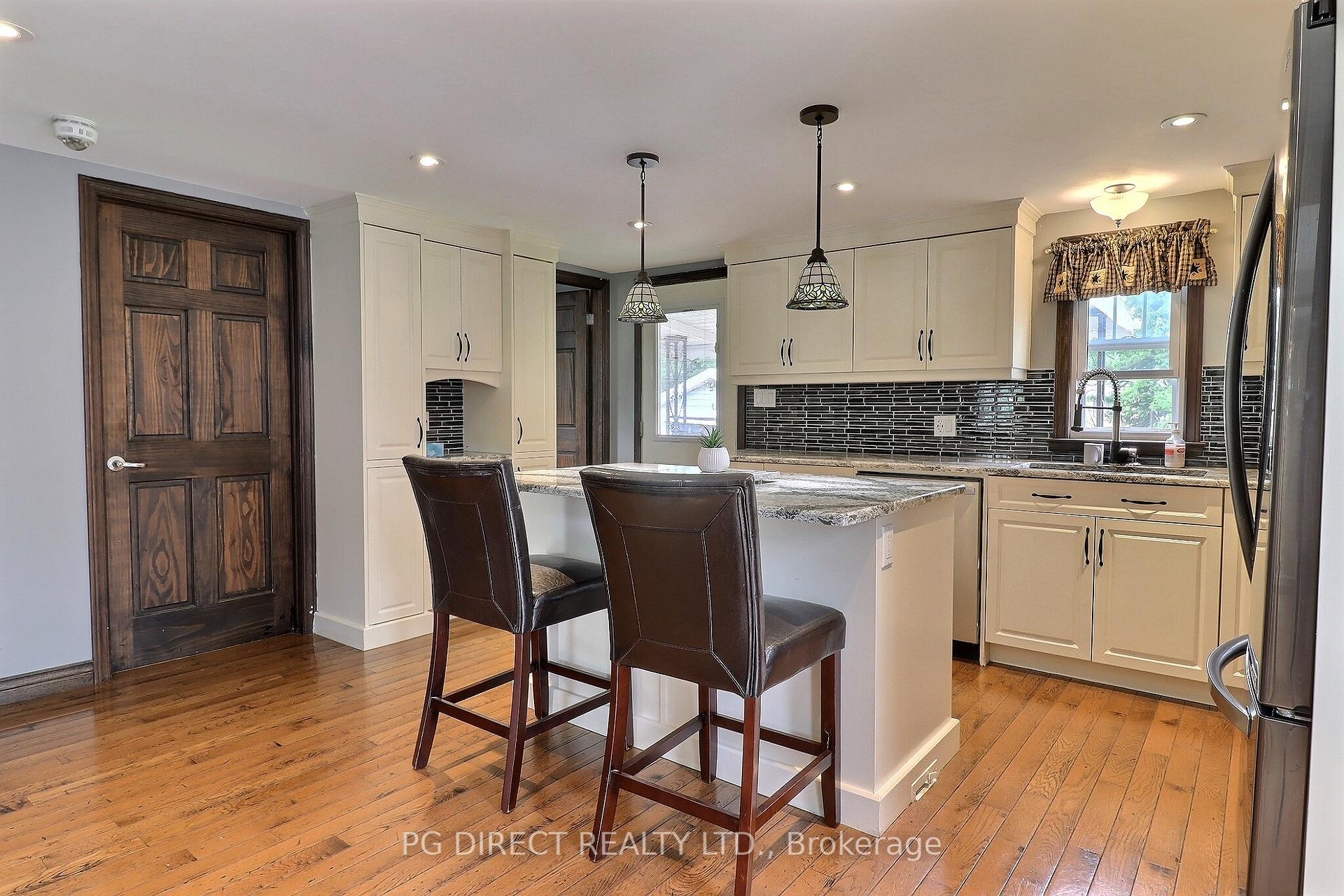 Photo 4 of 597 Brook Street, Strathroy-Caradoc, Melbourne — HOMEH