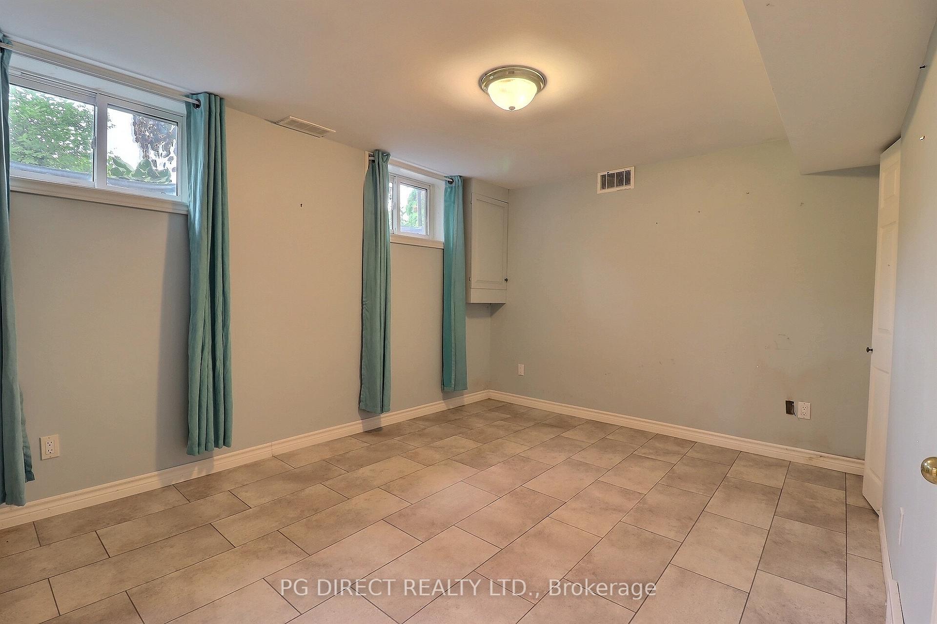 Photo 15 of 597 Brook Street, Strathroy-Caradoc, Melbourne — HOMEH