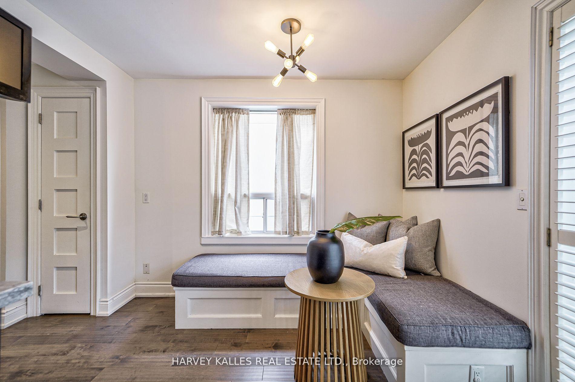 Photo 8 of 106 Gloucester Grove, Toronto, Oakwood Village — HOMEH