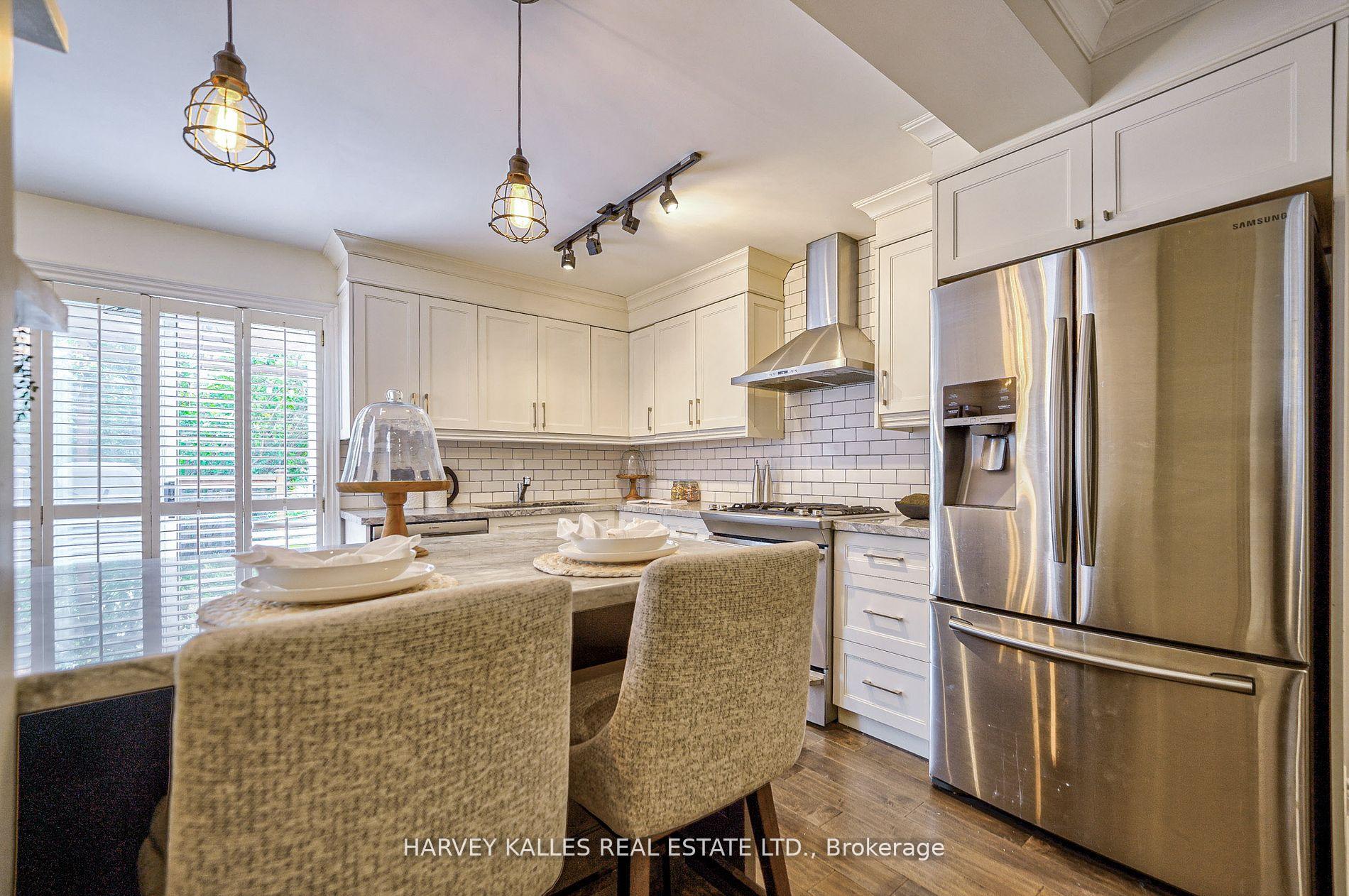 Photo 11 of 106 Gloucester Grove, Toronto, Oakwood Village — HOMEH