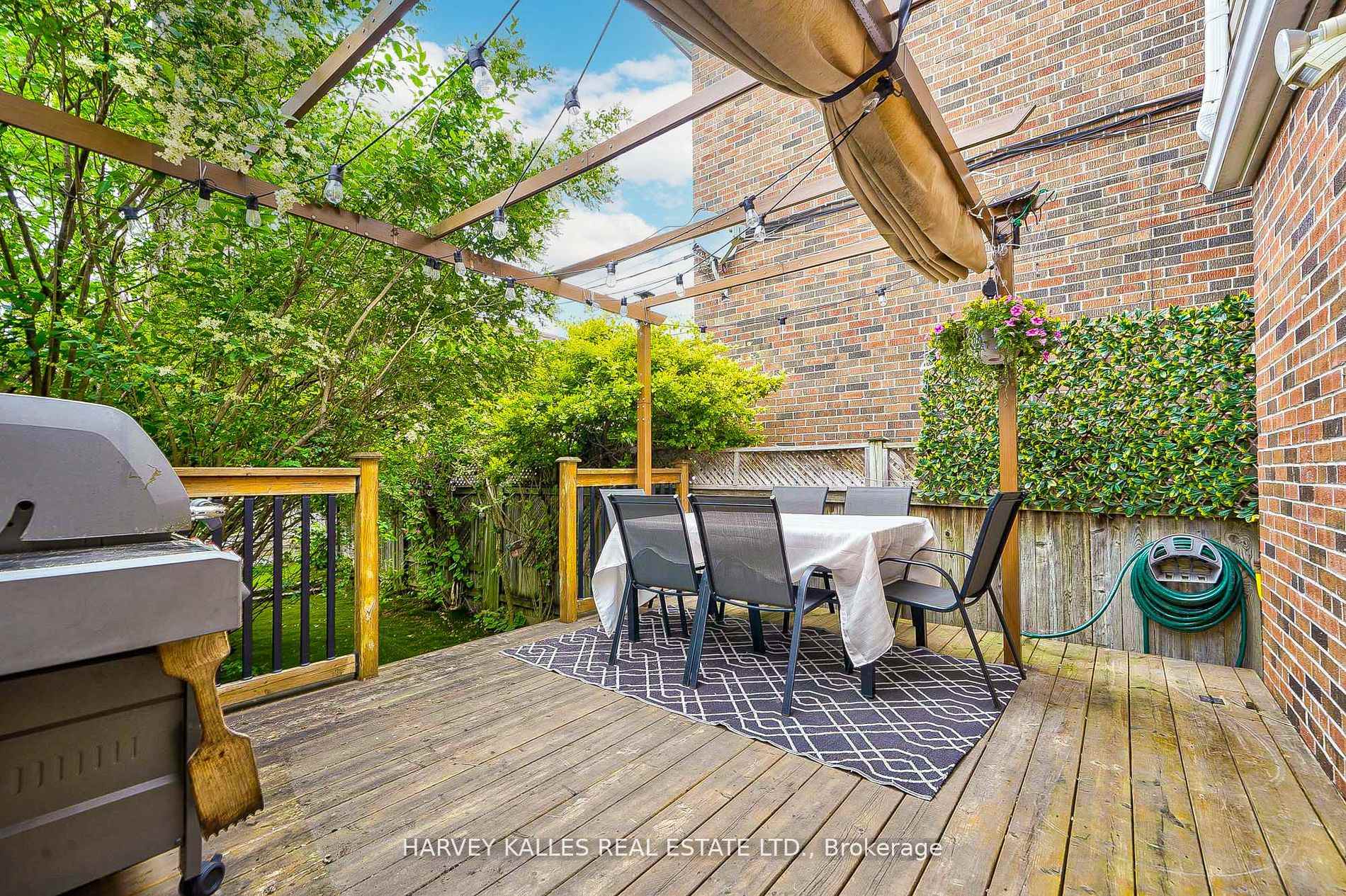 Photo 36 of 106 Gloucester Grove, Toronto, Oakwood Village — HOMEH