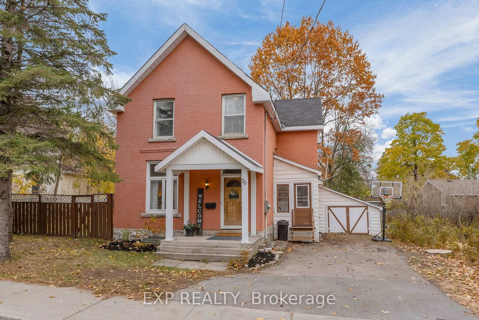 Photo 1 of 70 Munroe Avenue E, Renfrew — HOMEH