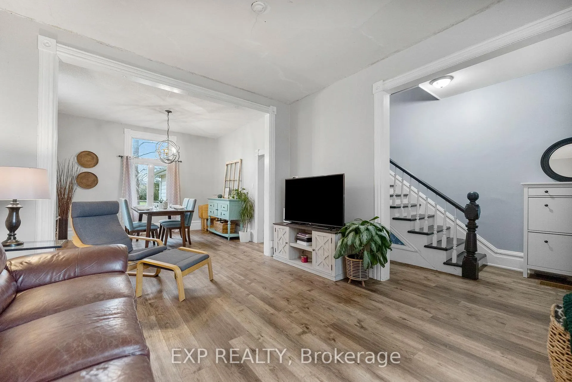 Photo 7 of 70 Munroe Avenue E, Renfrew — HOMEH