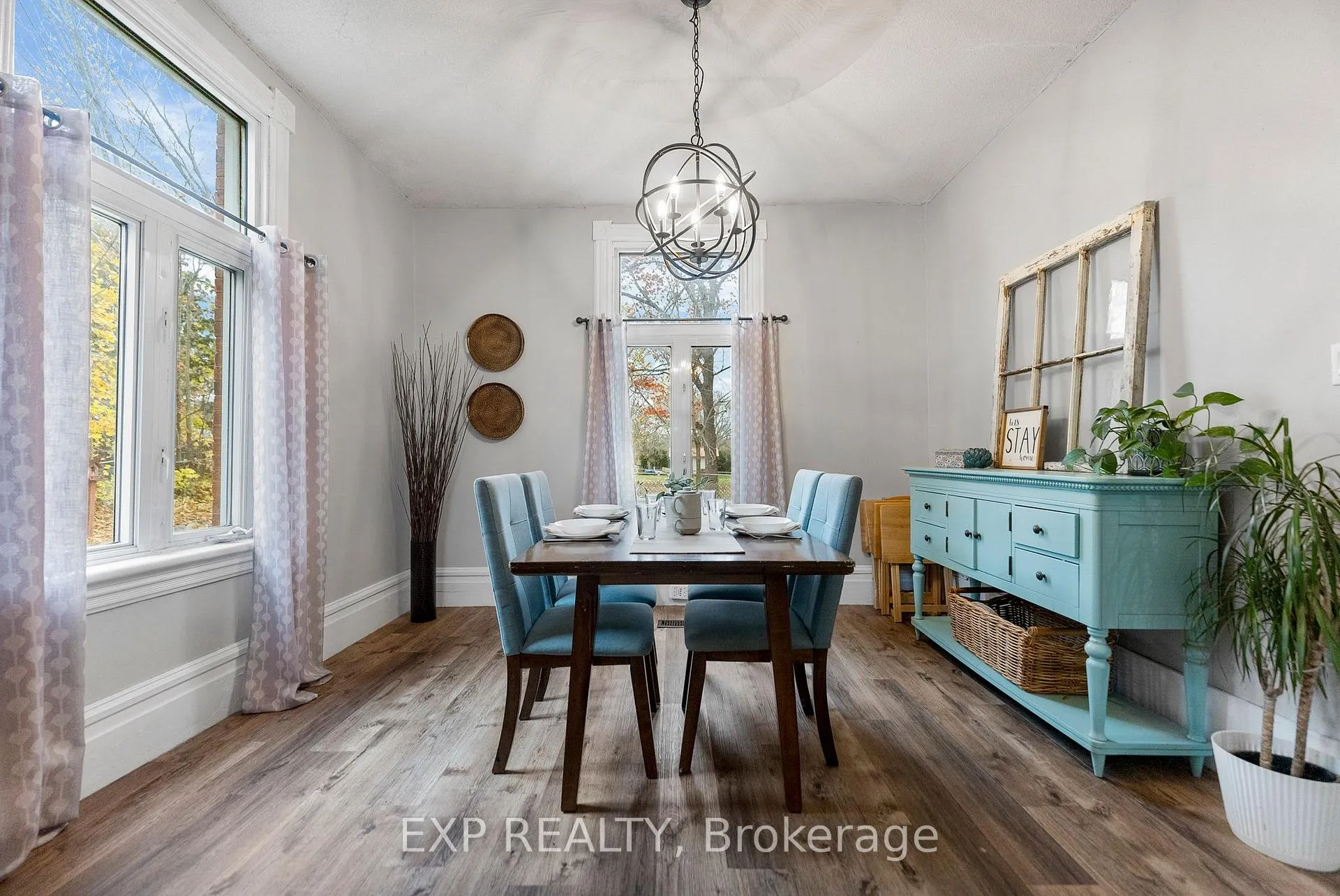 Photo 8 of 70 Munroe Avenue E, Renfrew — HOMEH