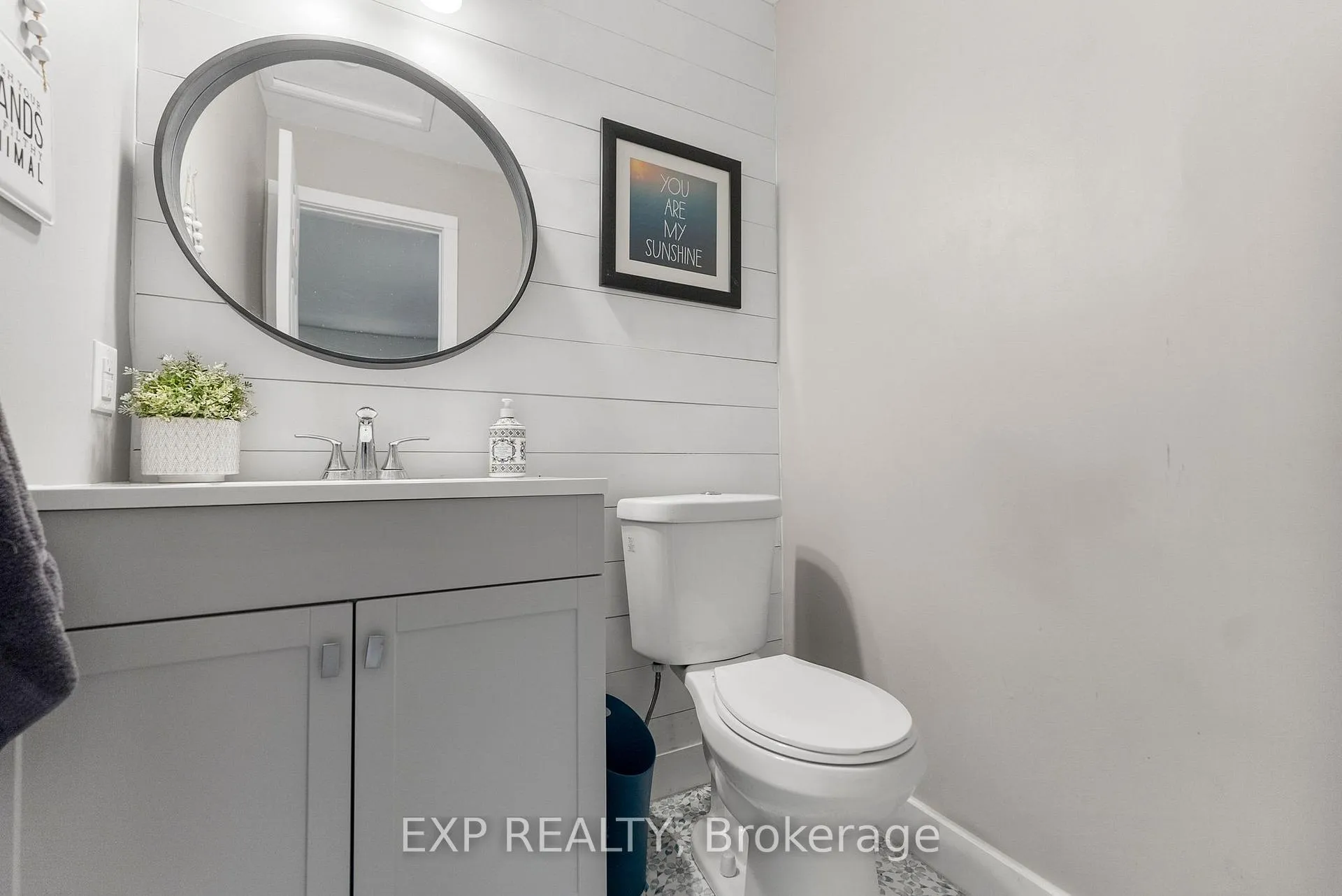 Photo 16 of 70 Munroe Avenue E, Renfrew — HOMEH