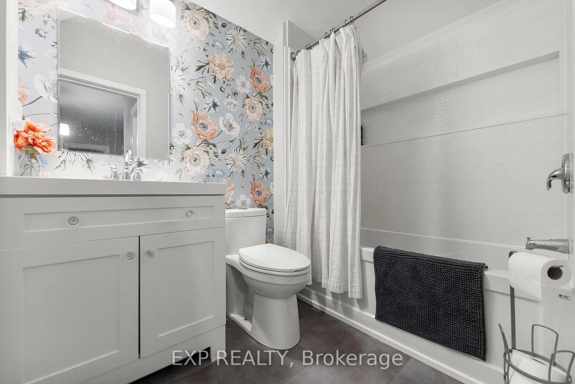 Photo 21 of 70 Munroe Avenue E, Renfrew — HOMEH