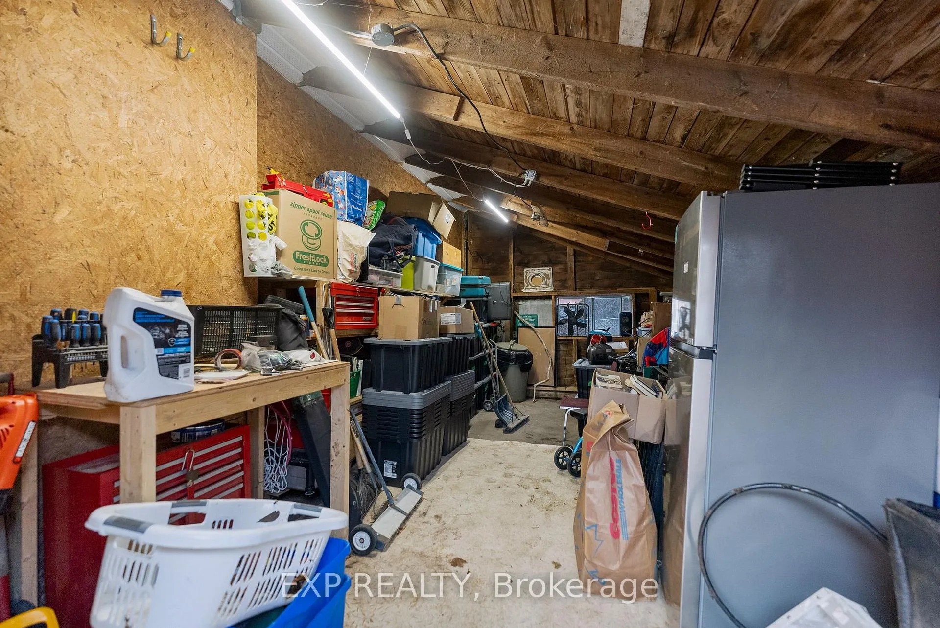 Photo 25 of 70 Munroe Avenue E, Renfrew — HOMEH