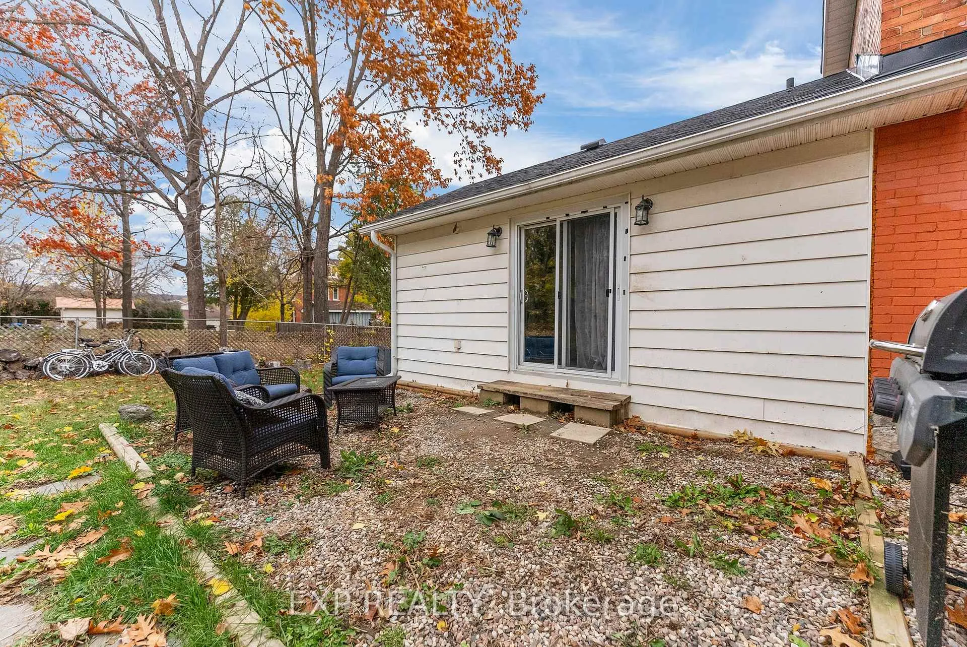 Photo 26 of 70 Munroe Avenue E, Renfrew — HOMEH