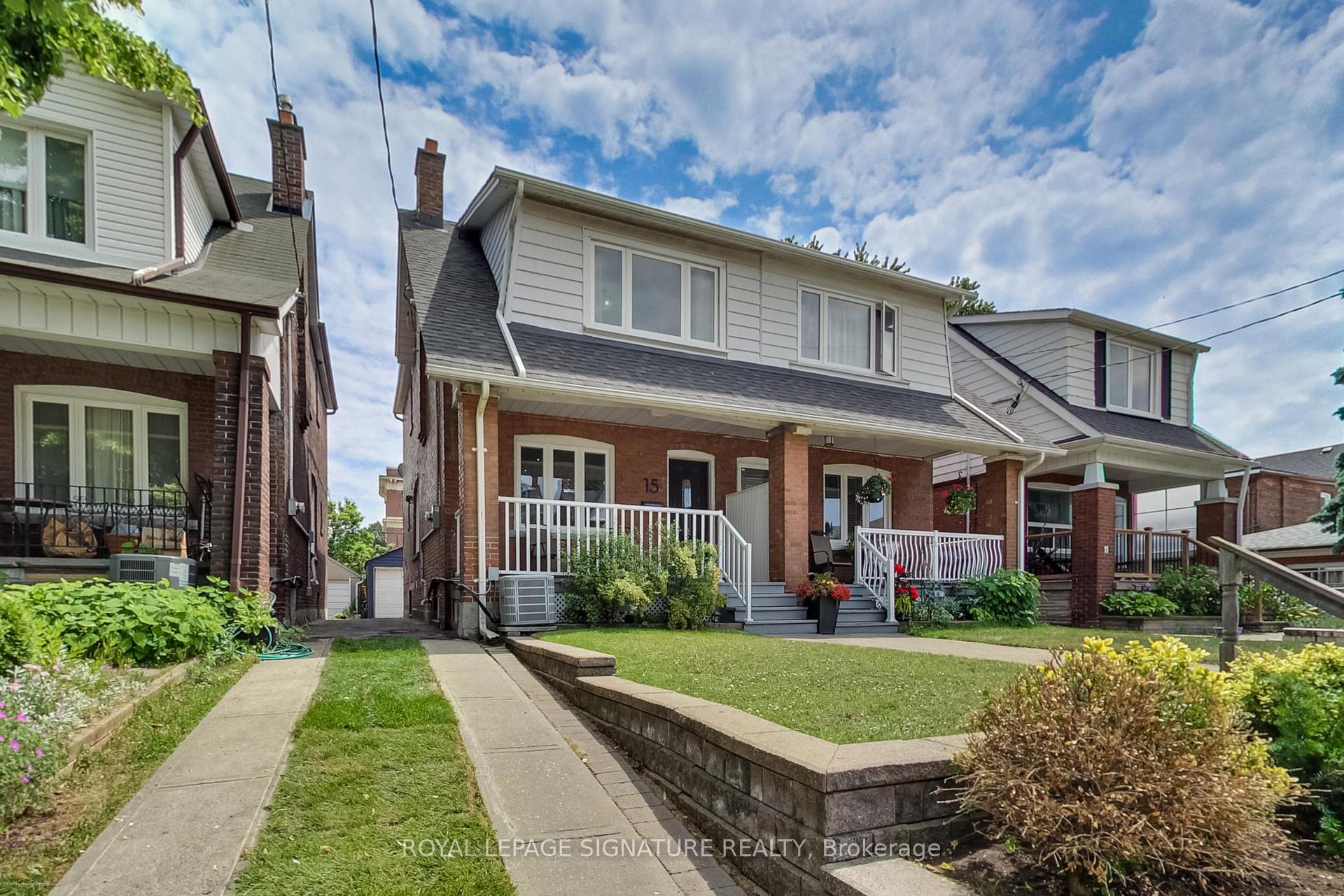 Front of 15 Glebeholme Boulevard