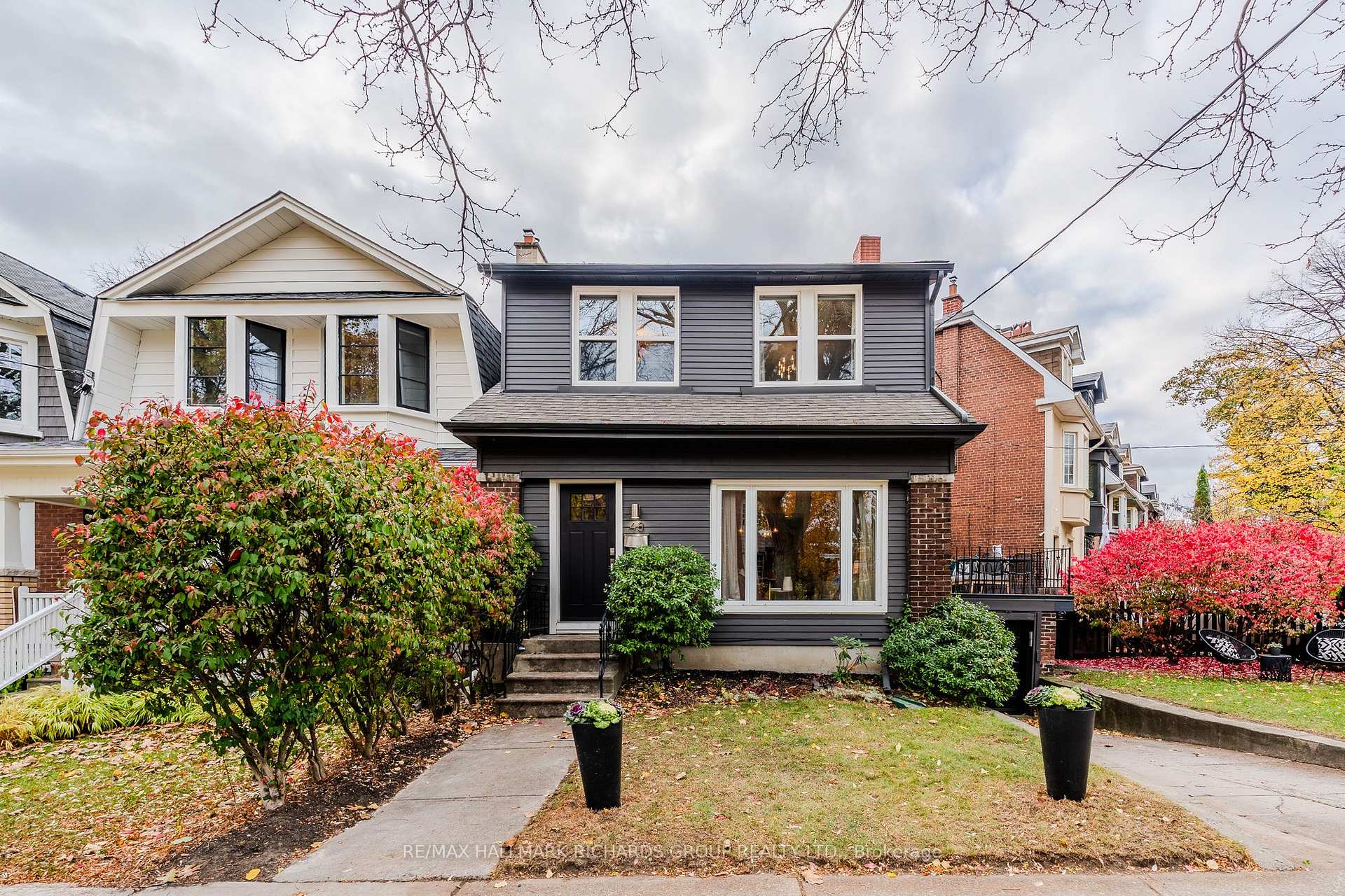 Photo 2 of 48 Lockwood Road, Toronto, The Beaches — HOMEH