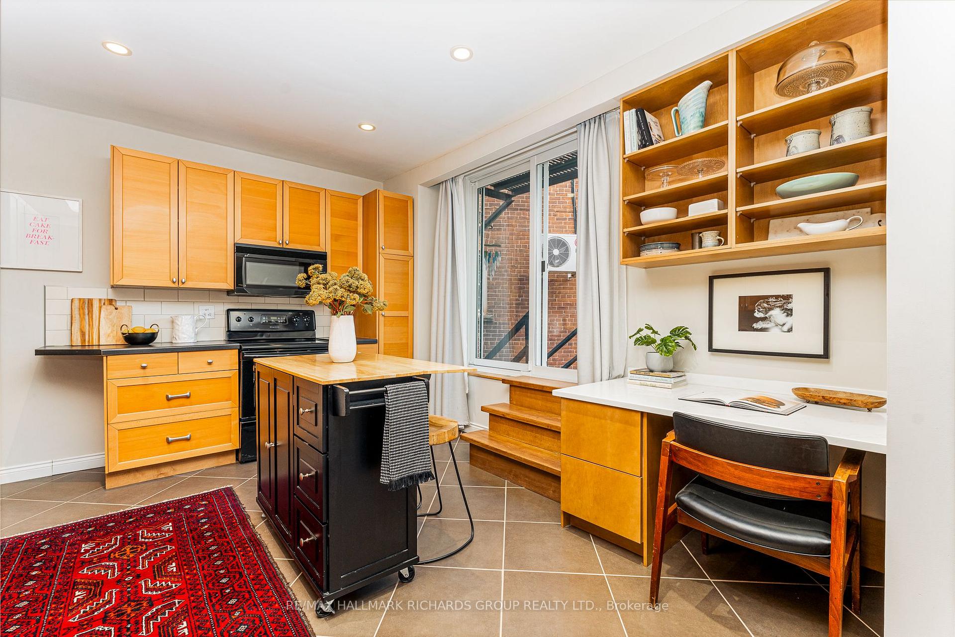 Photo 9 of 48 Lockwood Road, Toronto, The Beaches — HOMEH