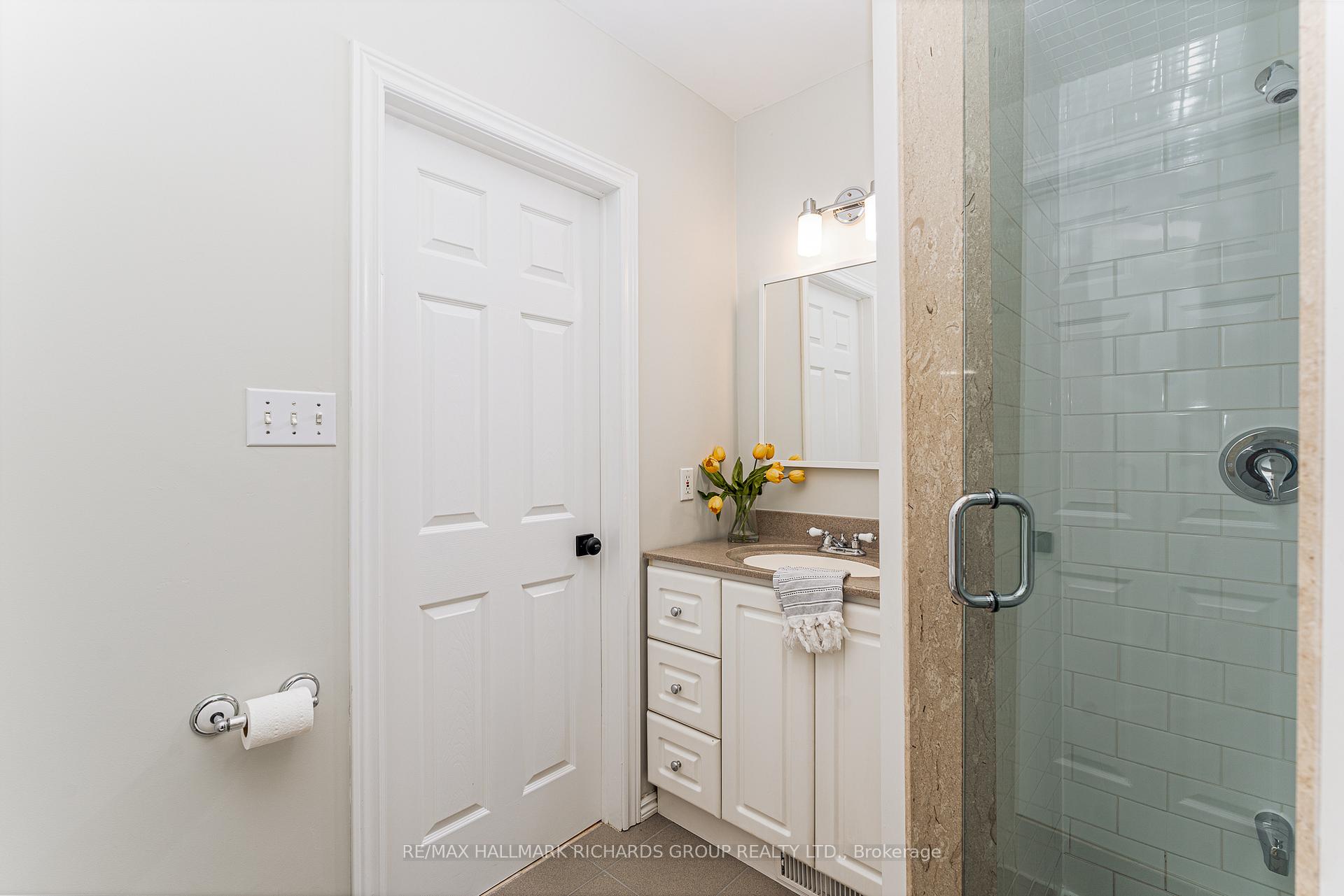 Photo 14 of 48 Lockwood Road, Toronto, The Beaches — HOMEH