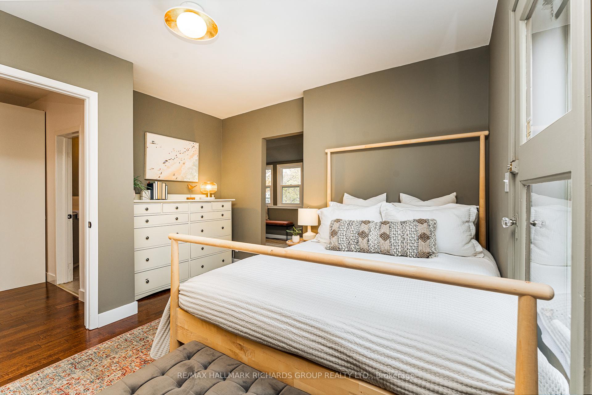 Photo 16 of 48 Lockwood Road, Toronto, The Beaches — HOMEH