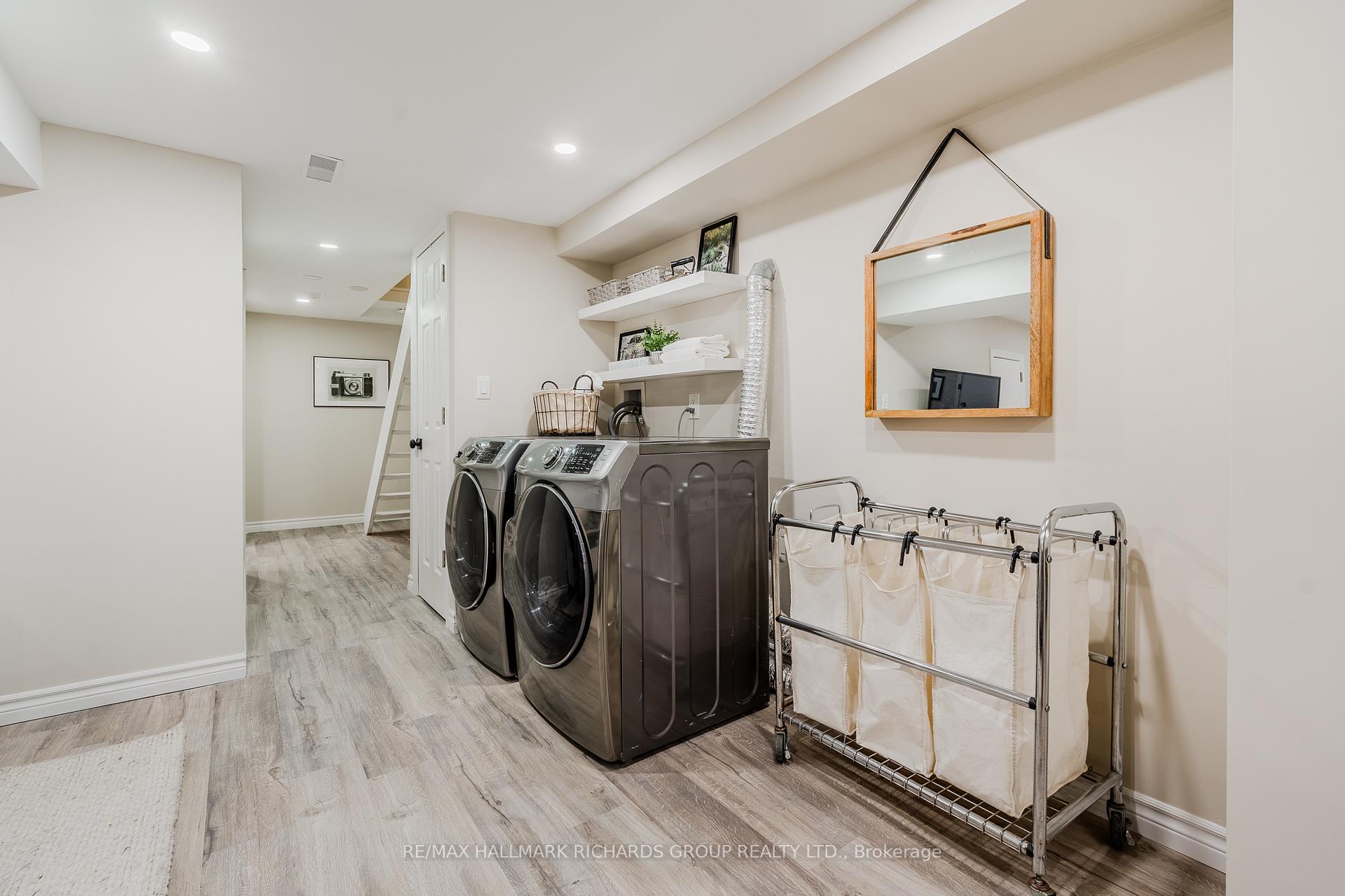 Photo 23 of 48 Lockwood Road, Toronto, The Beaches — HOMEH