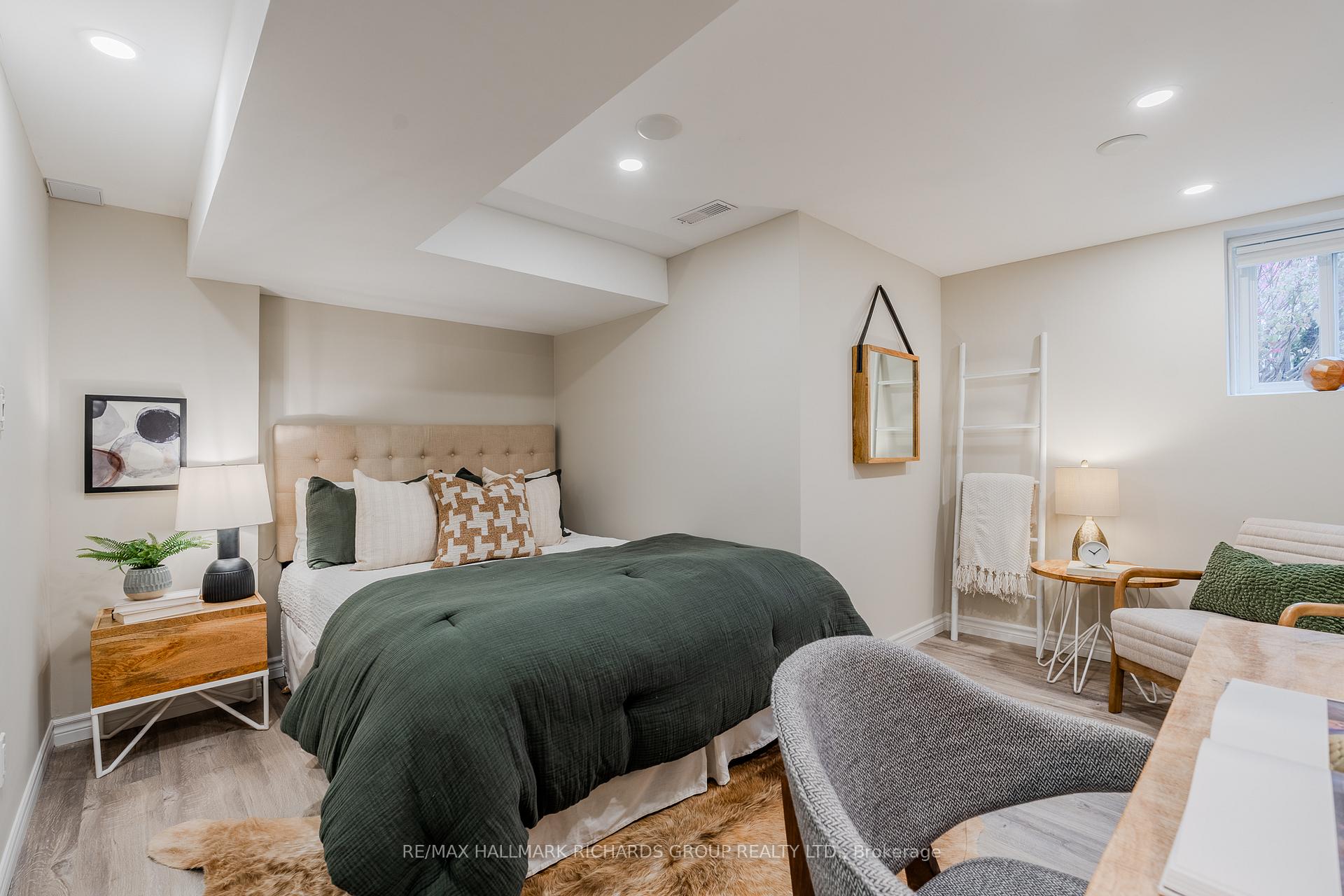 Photo 26 of 48 Lockwood Road, Toronto, The Beaches — HOMEH