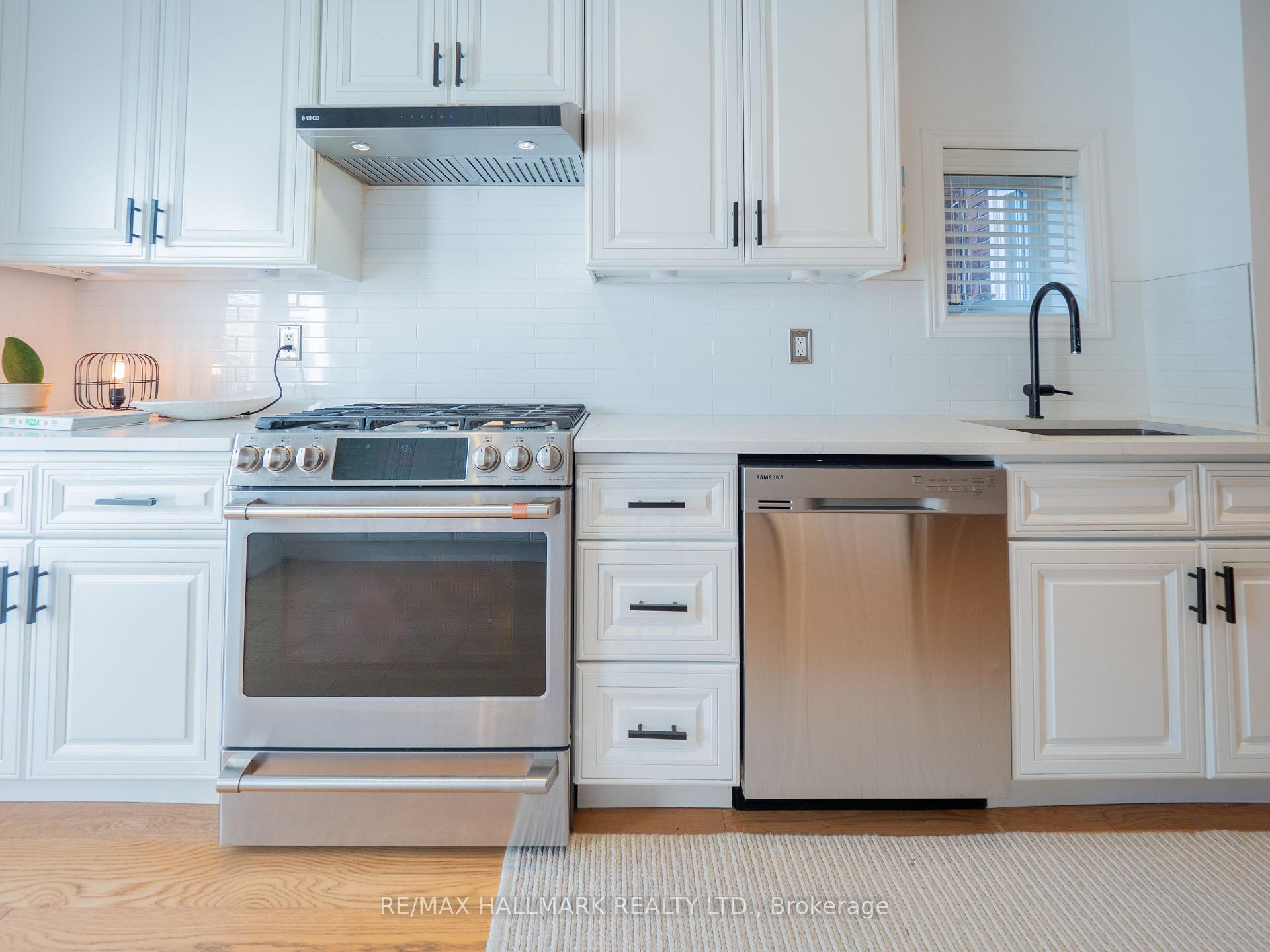 Photo 15 of 87 Empire Avenue, Toronto, South Riverdale — HOMEH