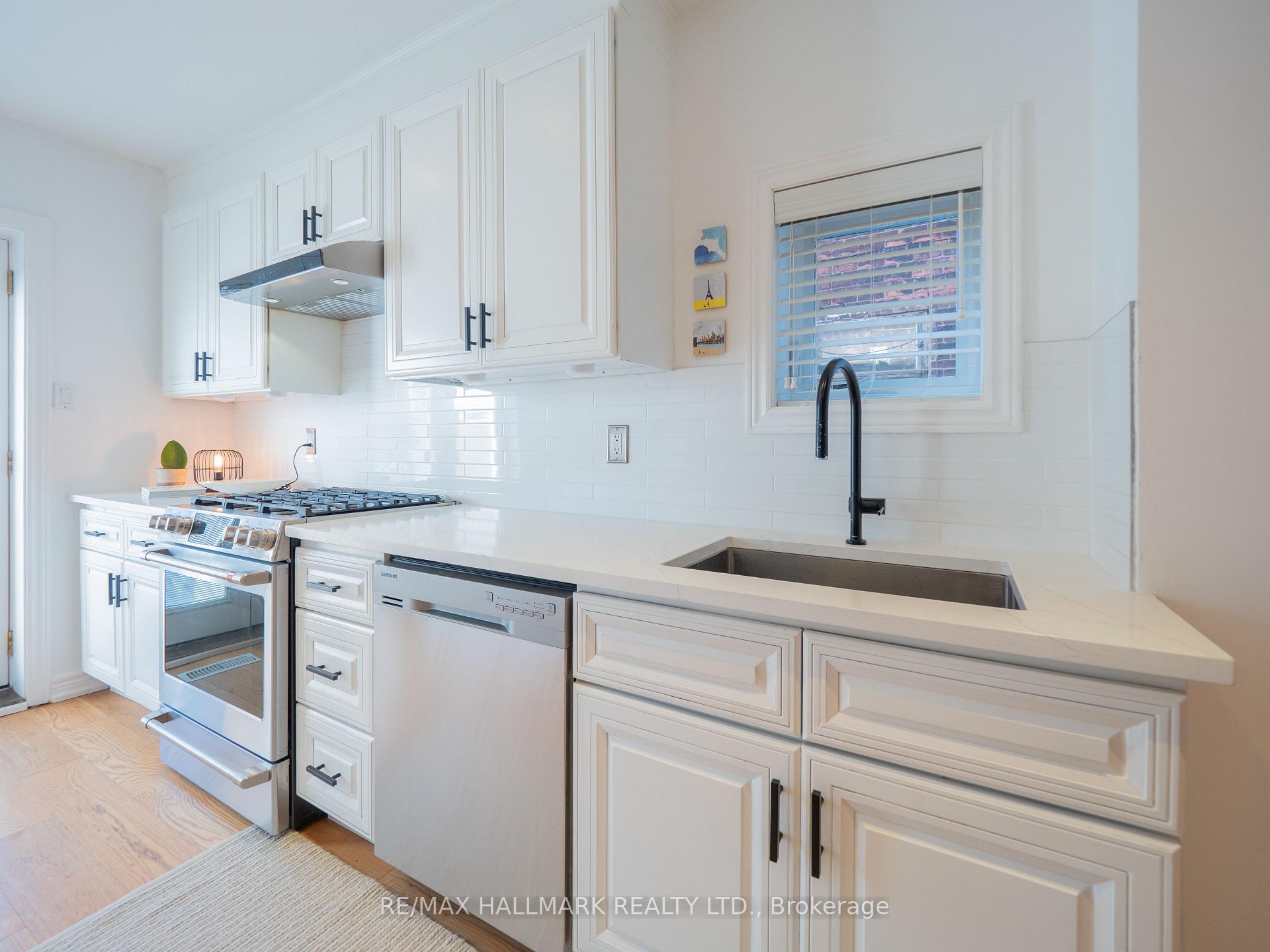 Photo 17 of 87 Empire Avenue, Toronto, South Riverdale — HOMEH
